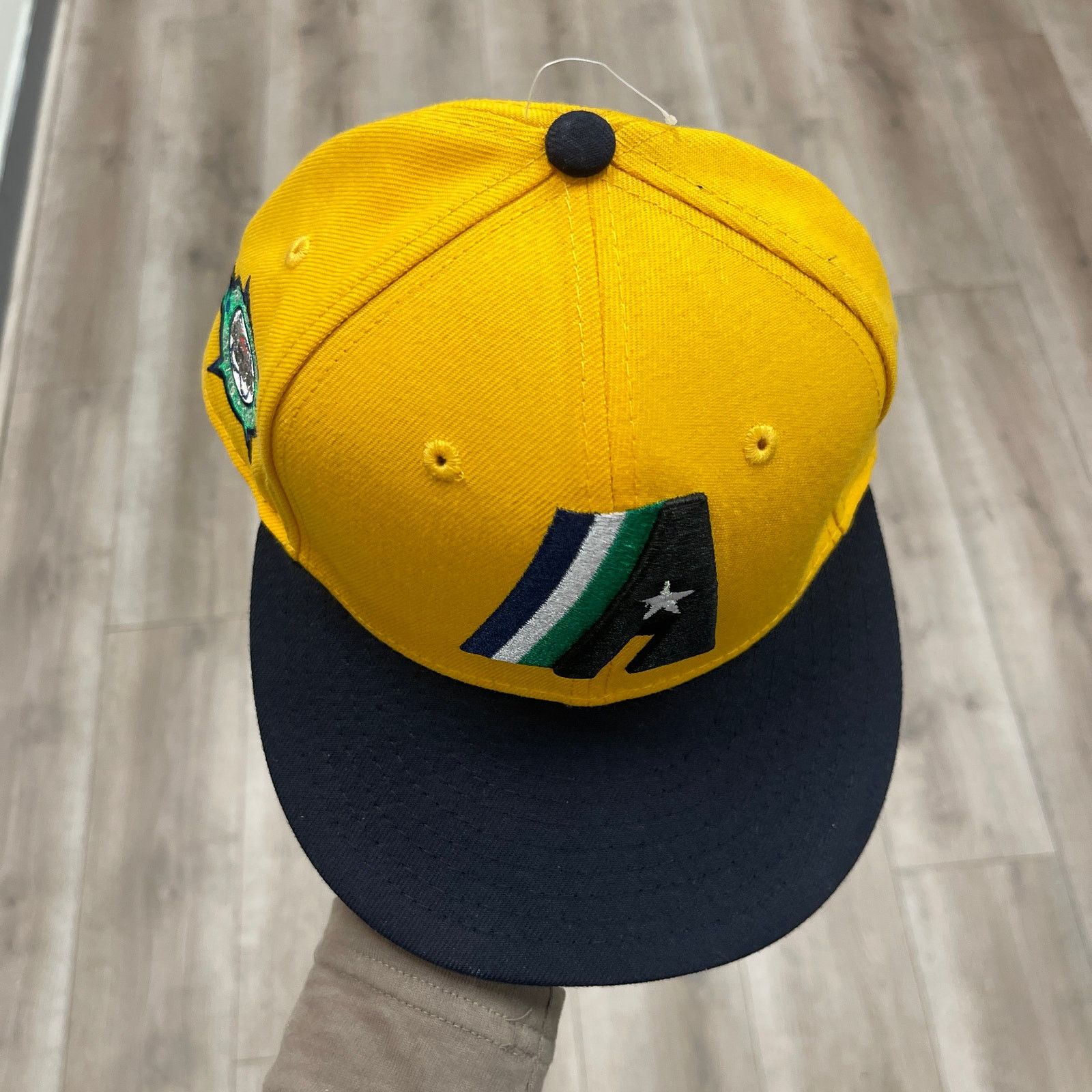 New Era New Era Houston Astros fitted hat Cap 1986 Astrodome 7 1/4 Size ONE SIZE - 3 Thumbnail