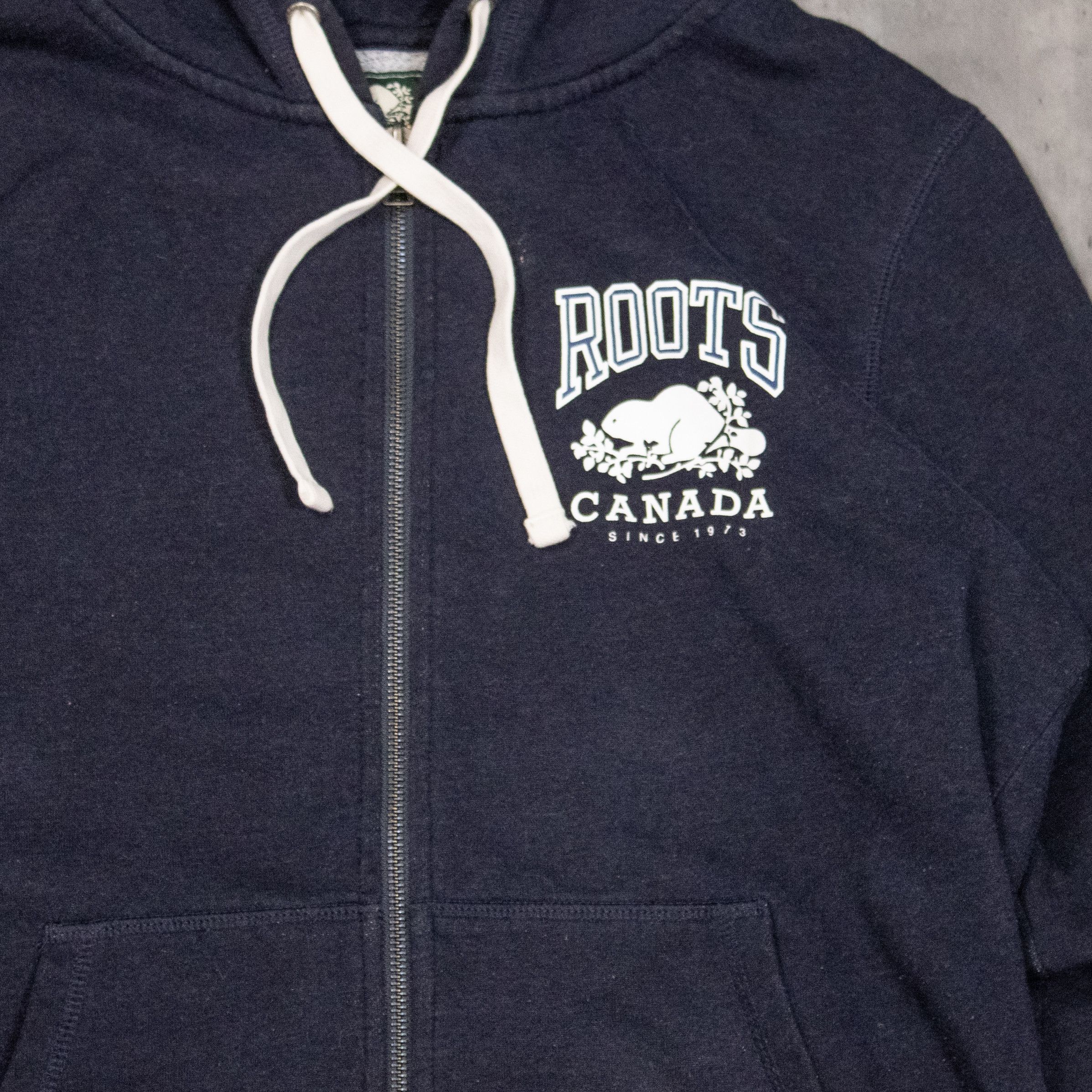 Roots Vintage Y2K 00's Root's Canada Zip Navy Blue Hoodie Size US M / EU 48-50 / 2 - 5 Thumbnail