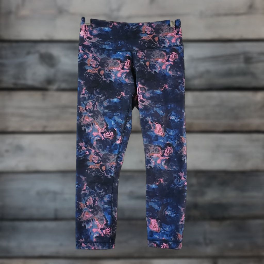 Lululemon Lululemon Womens Cropped Leggings Sz 4 Pink Blue Regular Inseam 22in Size 27" / US 4 / IT 40 - 1 Thumbnail