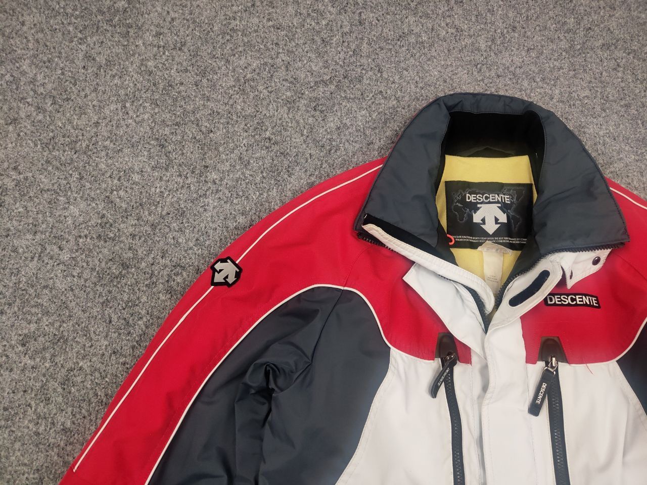 Descente Descente Airdrive Ski Zip insulated Jacket combined red Size US M / EU 48-50 / 2 - 6 Thumbnail