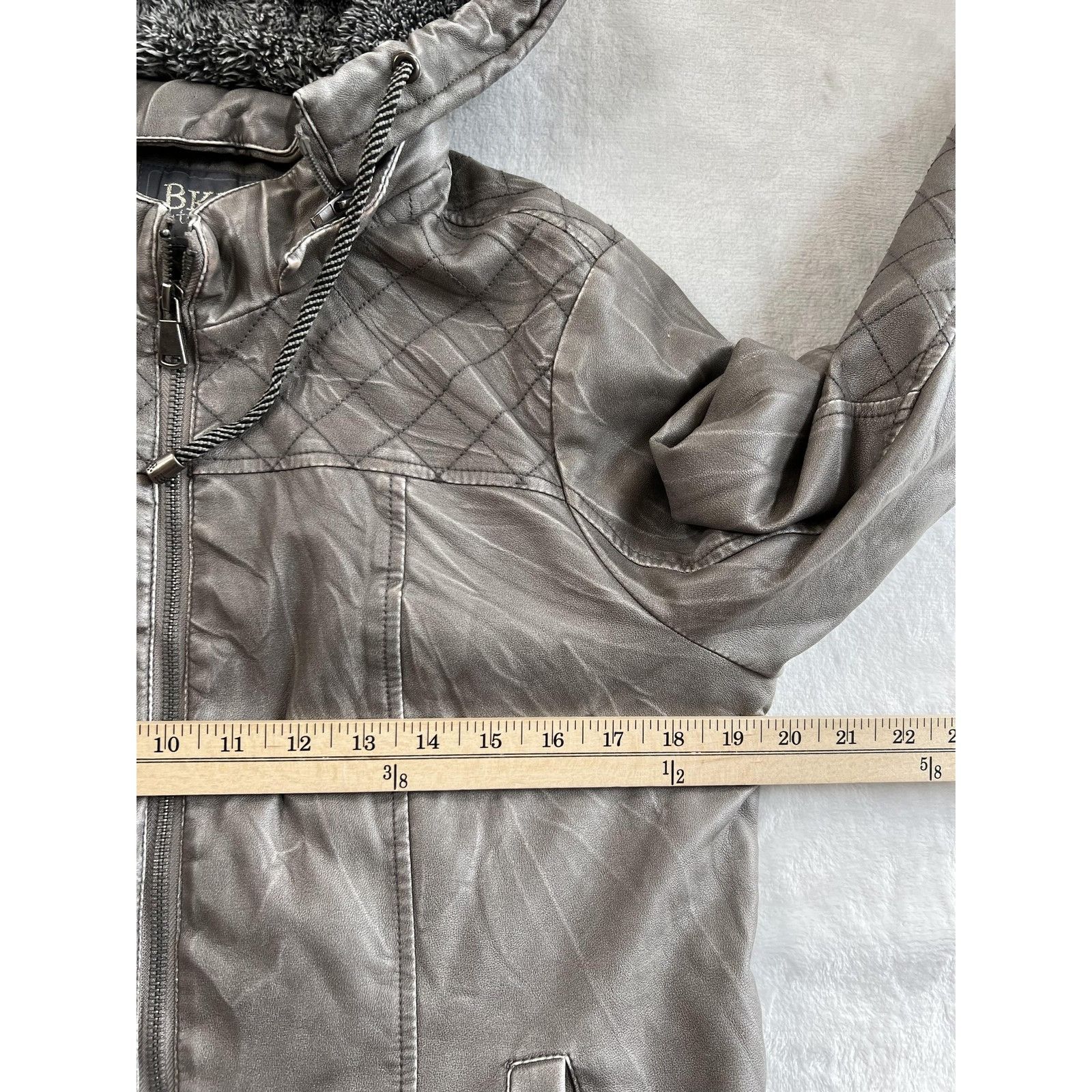 BKE BKE Buckle Outerwear Jacket Women's Medium Gray Faux Leather Size M / US 6-8 / IT 42-44 - 6 Thumbnail
