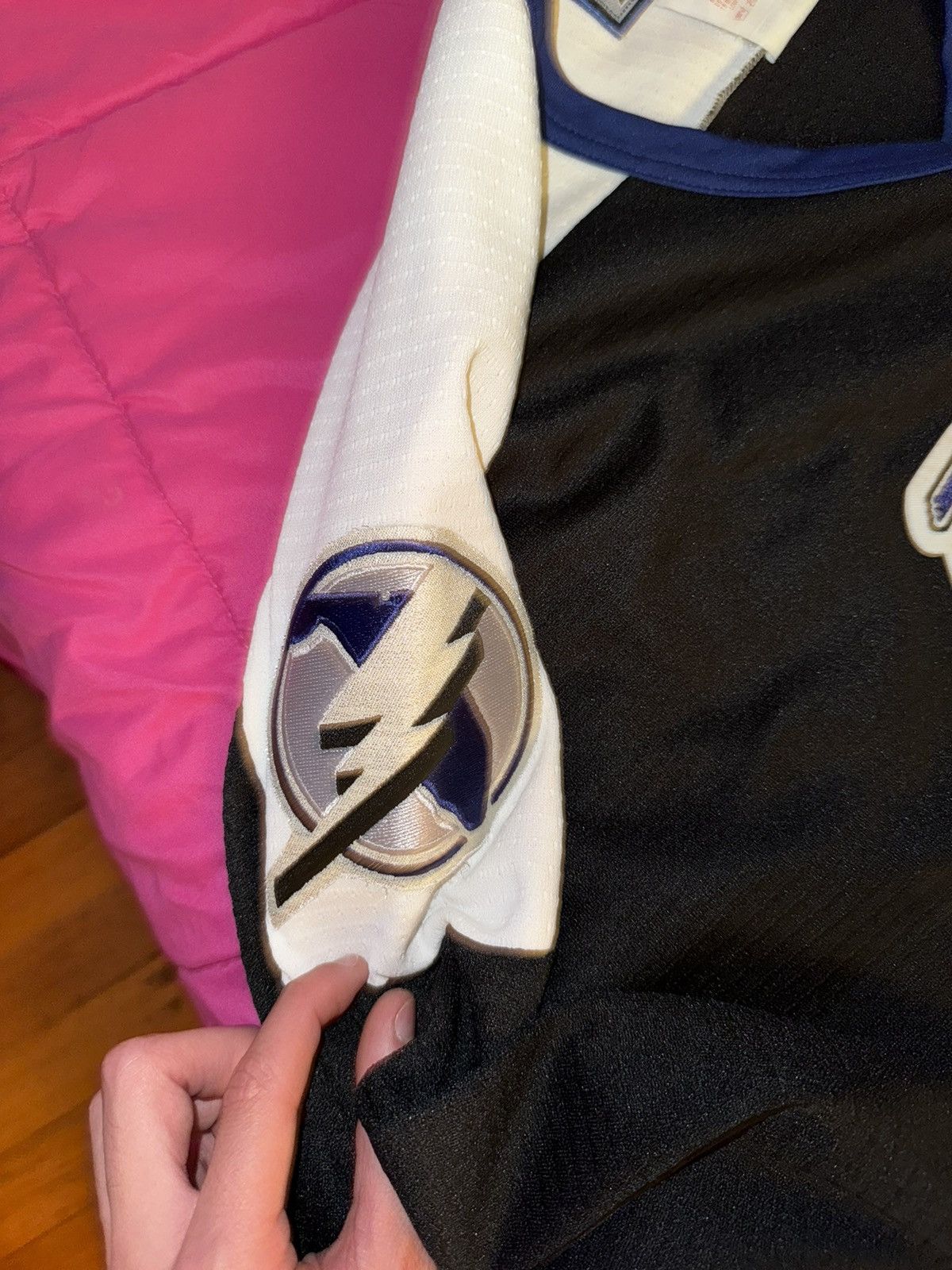 Eddie Bauer Jersey Bauer Tampa Bay Size US L / EU 52-54 / 3 - 5 Thumbnail