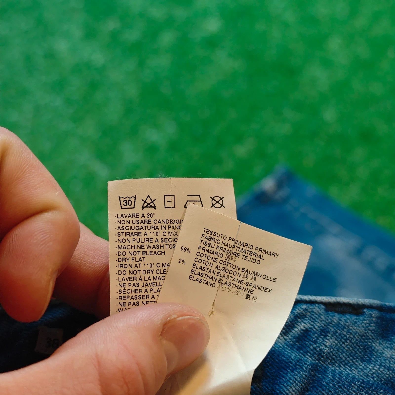 Dsquared2 Dsquared2 Jeans Womens 38 (30') blue capri straight ripped Size 30" / US 8 / IT 44 - 11 Thumbnail