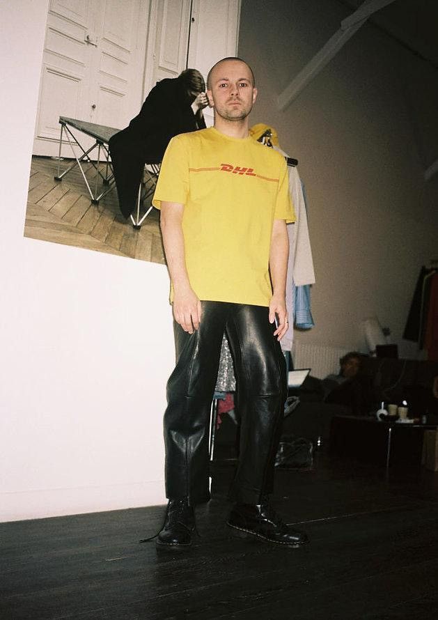 Vetements SS16 Vetements DHL tee Size US S / EU 44-46 / 1 - 8 Thumbnail