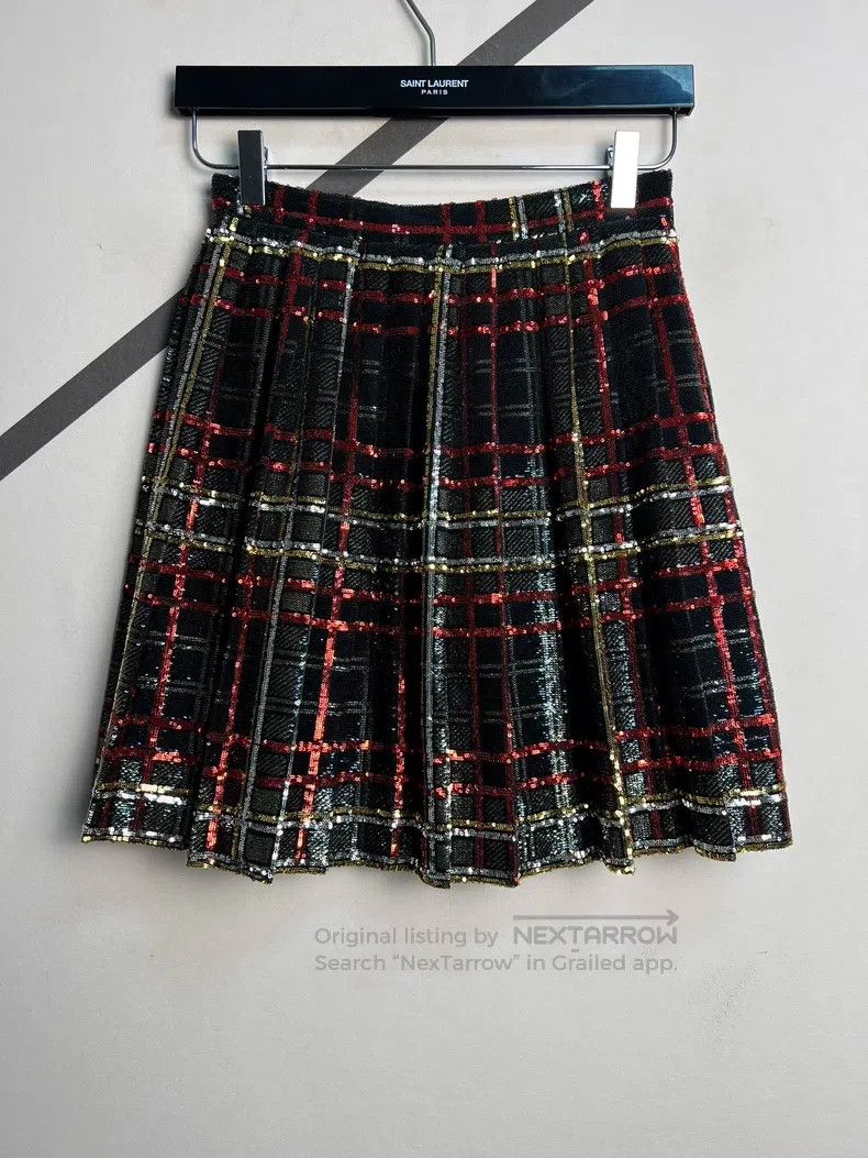 Saint Laurent Paris Saint Laurent Paris size F36 Pleated Skirt Size 26" / US 2 / IT 38 - 1 Thumbnail