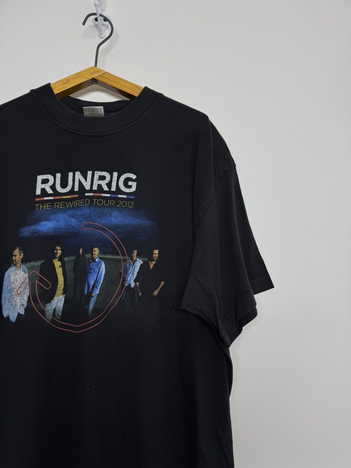 Hanes T-shirt Runrig Tour 2012 vintage cool Washed Size US L / EU 52-54 / 3 - 6 Thumbnail