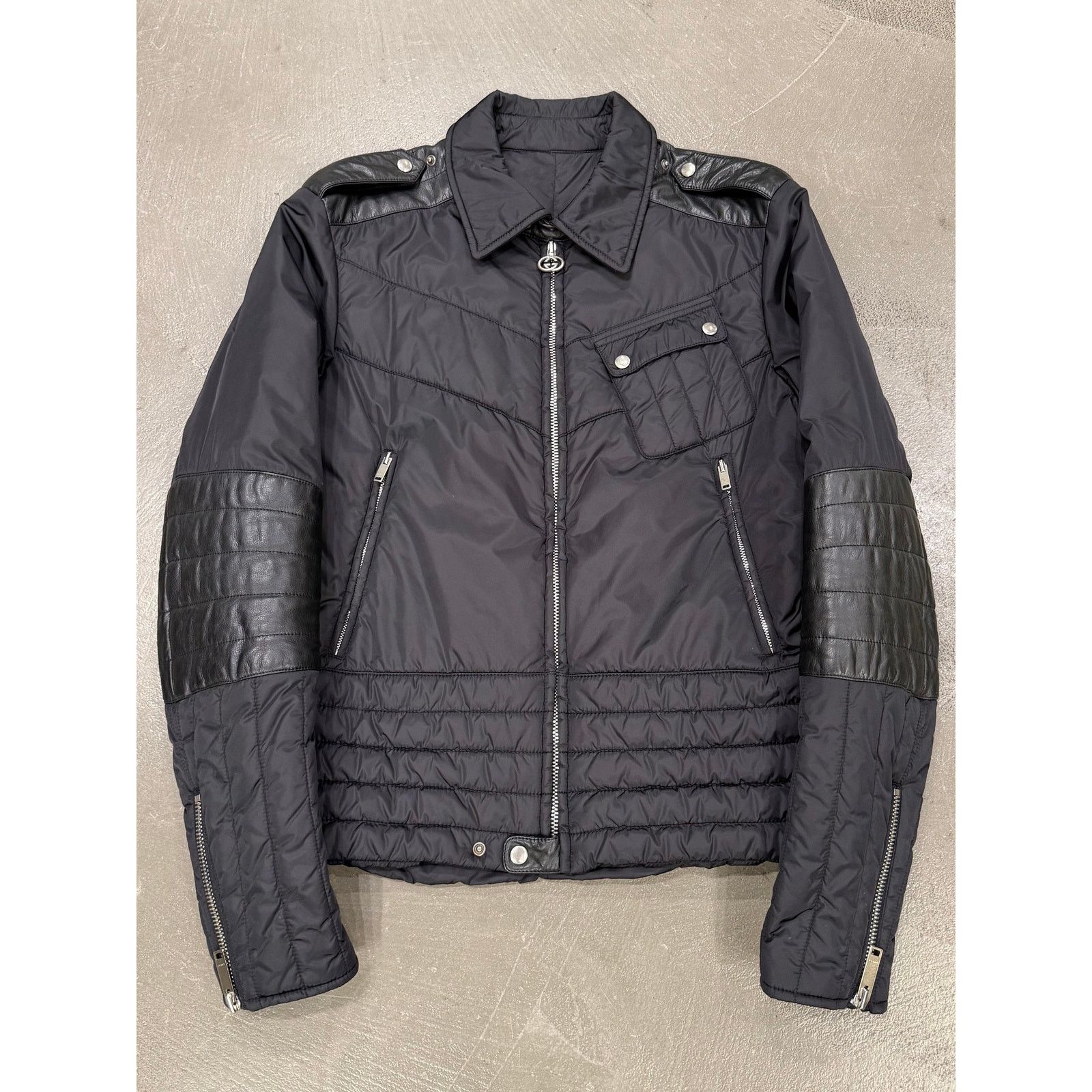 Gucci 2000s Gucci nylon puffer jacket with leather details Size XL / US 12-14 / IT 48-50 - 1 Thumbnail