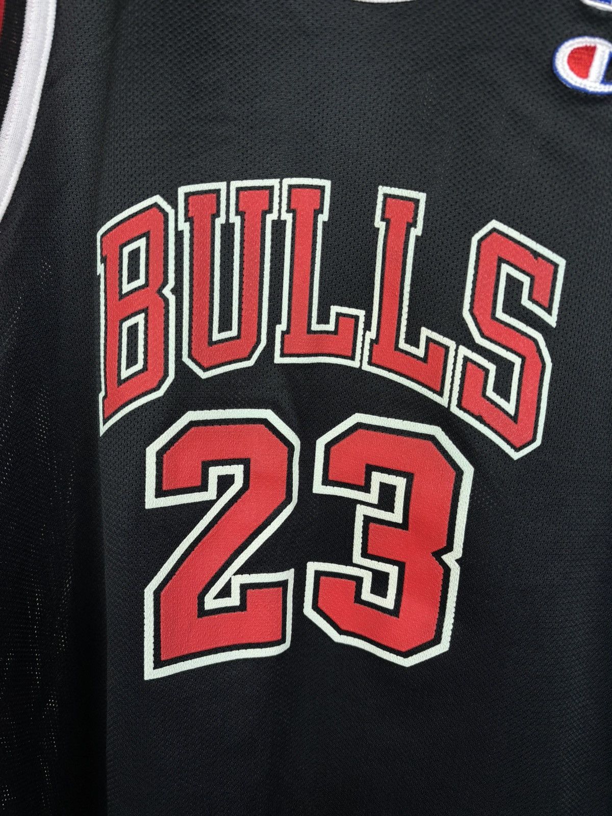 Champion 90s Champion Chicago Bulls #23 Michael Jordan NBA Jersey Size US S / EU 44-46 / 1 - 2 Thumbnail