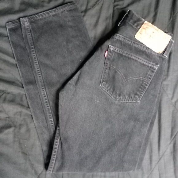 Levi's Vintage Clothing Vintage Levi's 501 Button Fly Black Denim Jeans 32x30 Size US 32 / EU 48 - 1 Thumbnail