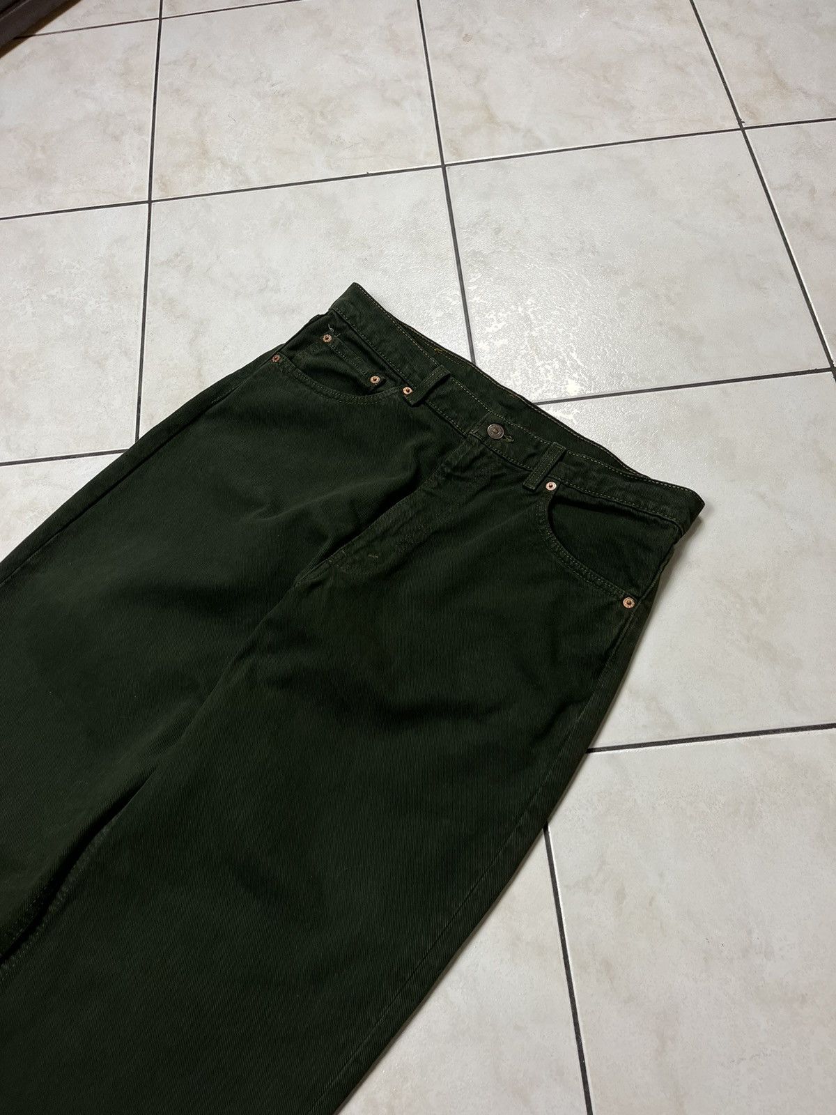 Levi's × Vintage Vintage Levi’s 555 relaxed fit baggy denim jeans y2k pants Size US 36 / EU 52 - 6 Thumbnail