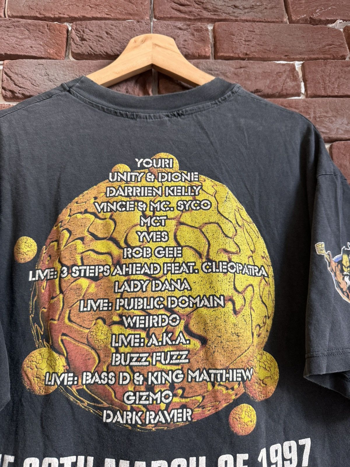 Band Tees Rare Vintage 1997 Thunderdome Belgium Gabber Band Tshirt 90s Size US XL / EU 56 / 4 - 6 Thumbnail