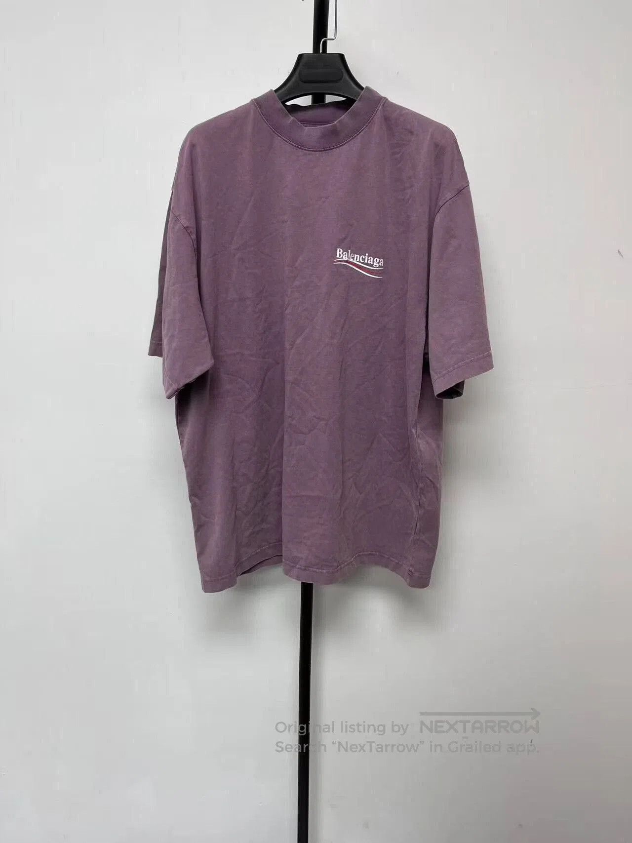 Balenciaga Balenciaga Men's Purple Letter Crewneck T-shirt. Size US M / EU 48-50 / 2 - 1 Thumbnail