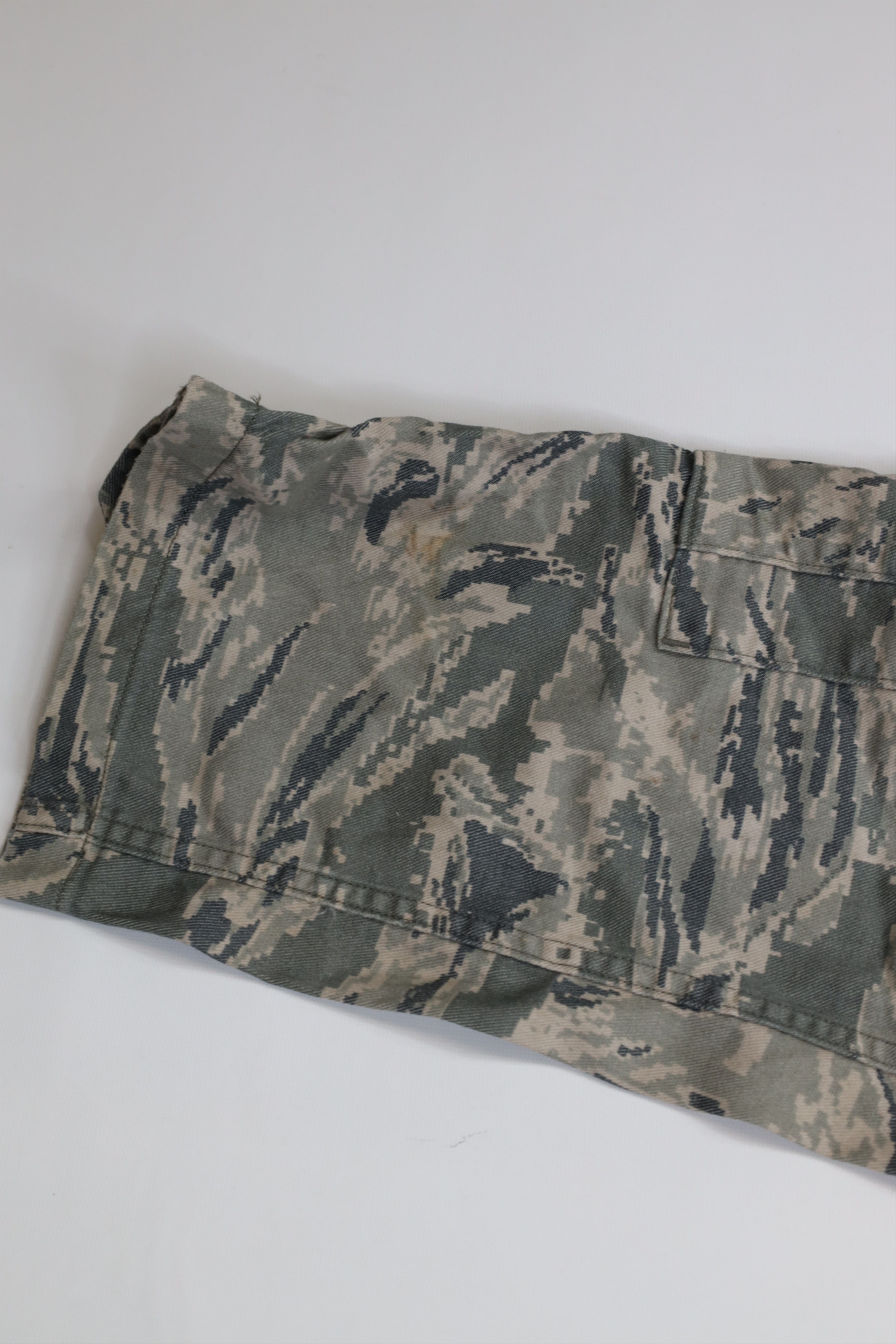 Vintage Vintage Y2K USGI Long Airmans Battle Camouflage Cargo Pants Size US 34 / EU 50 - 7 Thumbnail