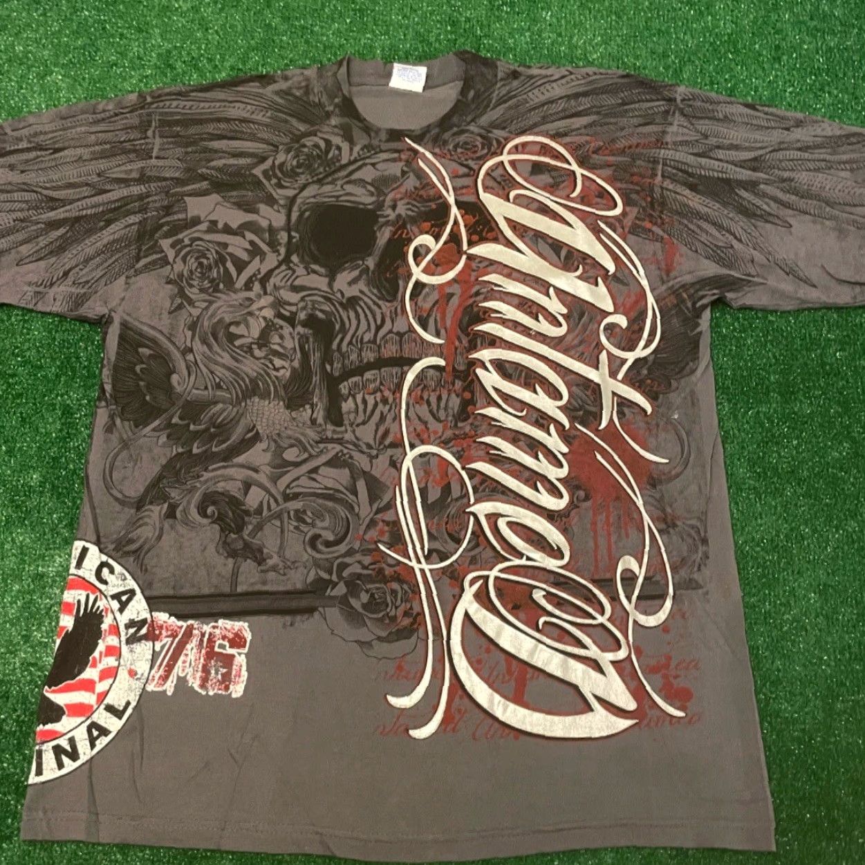 Gloverall VINTAGE Untamed MMA All Over Print Skull Wings Grunge Punk VTG Shirt XL Gray Men Short Sleeve T-Shirt Crewneck Logo Biker Hip Hop 90s Womens? Size US XL / EU 56 / 4 - 4 Thumbnail