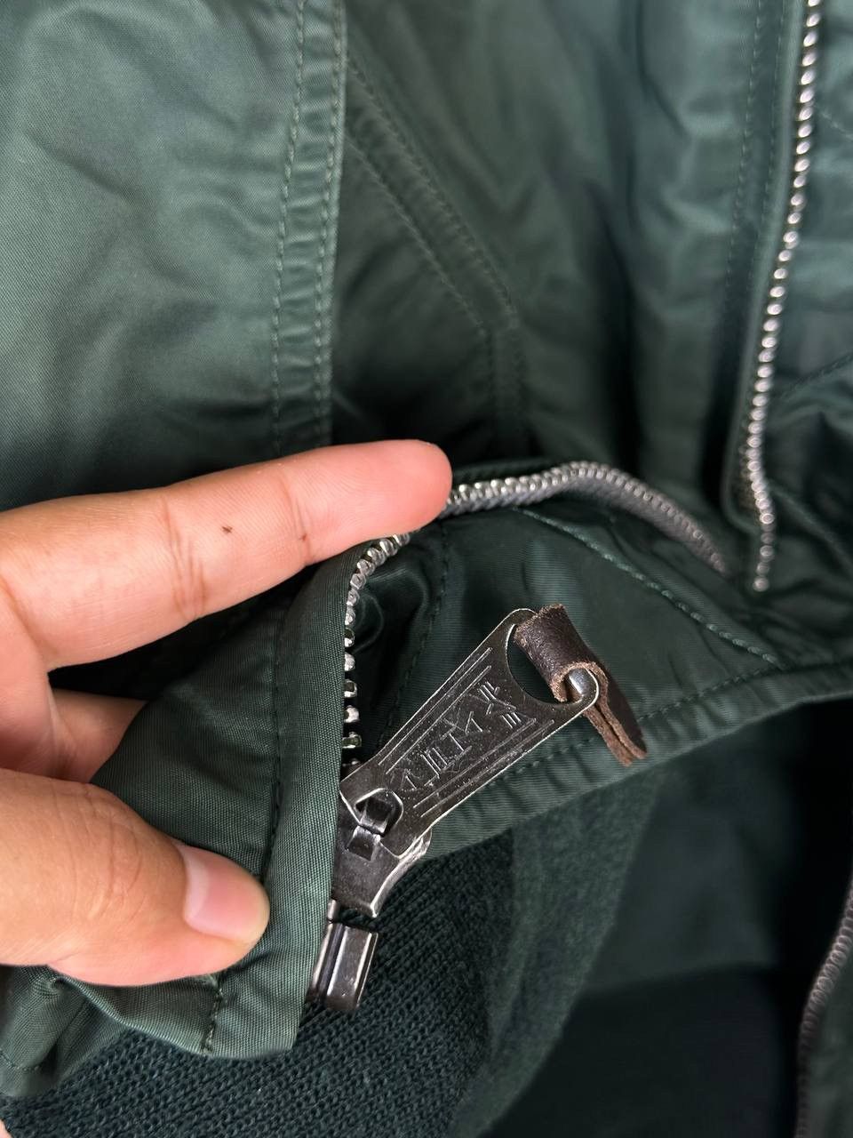 Alpha Industries × Vintage Vintage Alpha Industries CWU-45P Bomber Jacket (Pit 25.5) Size US L / EU 52-54 / 3 - 13 Thumbnail