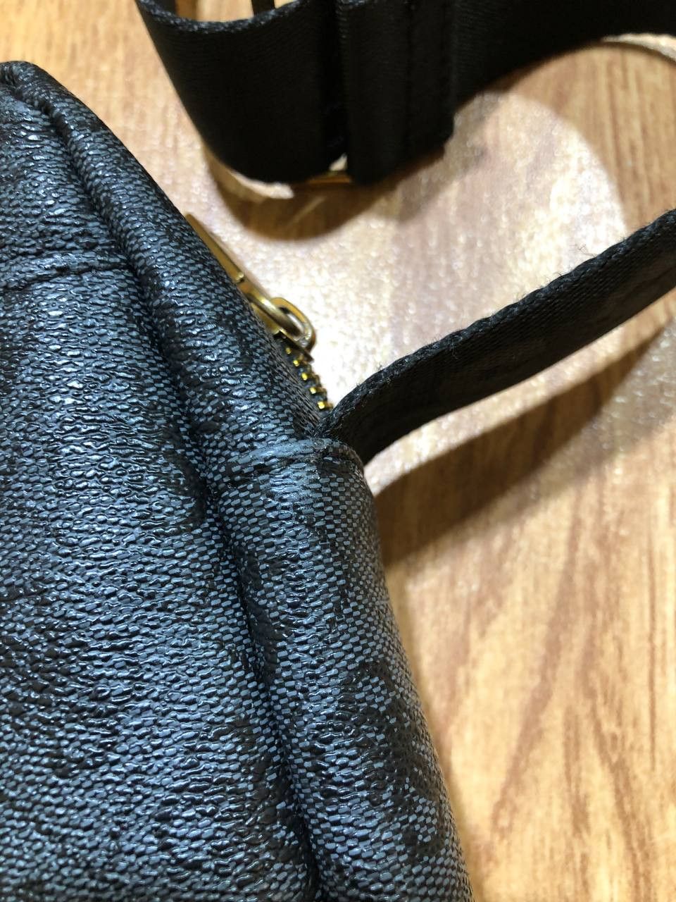 Guess GUESS Vintage Leather Shoulder Bag MONOGRAMM Size ONE SIZE - 12 Thumbnail