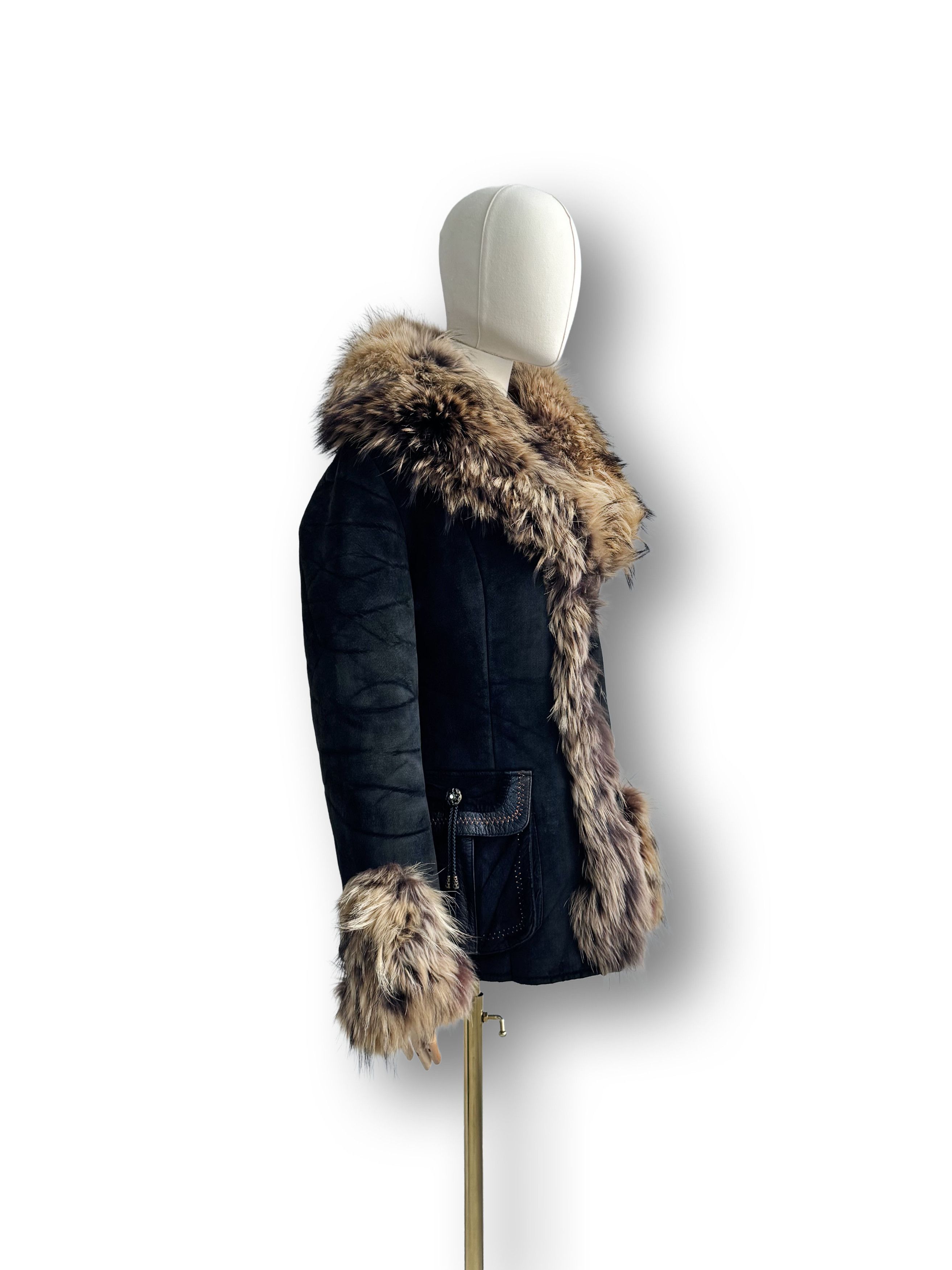 Vintage Real Sheepskin Coat With Real Fur Details The 90's(V427) Size M / US 6-8 / IT 42-44 - 2 Thumbnail