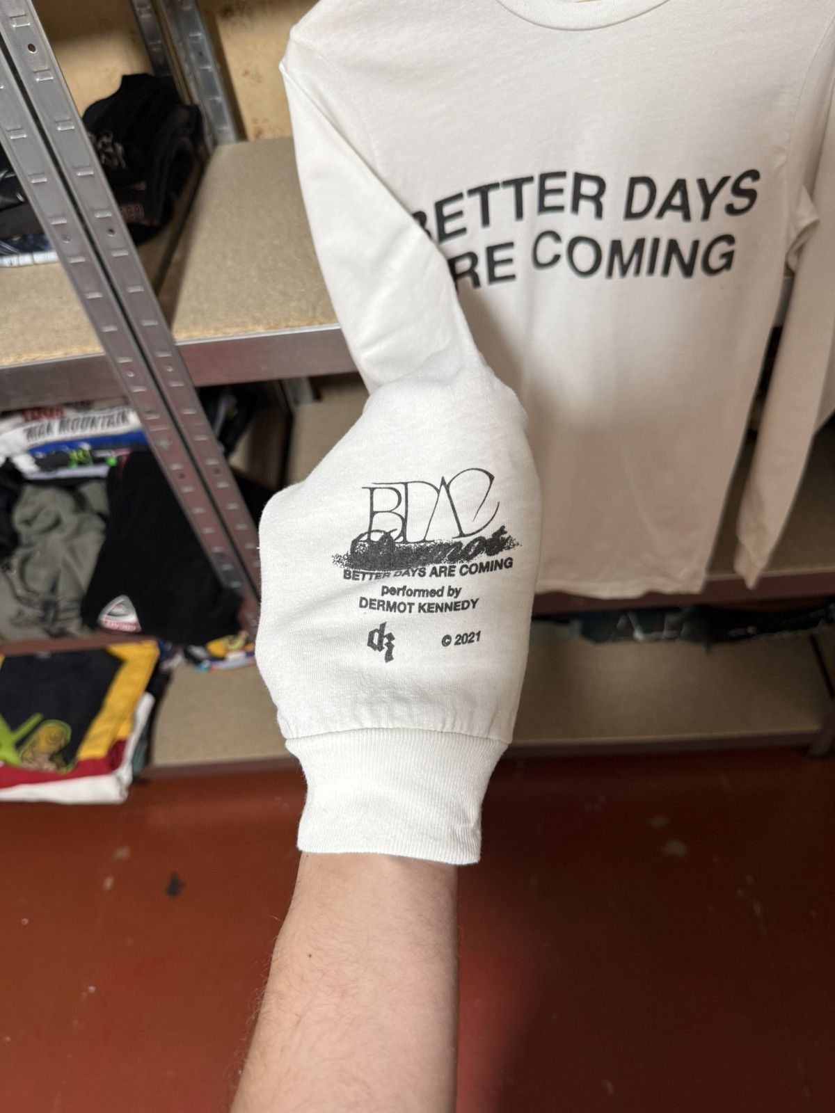Band Tees × Rap Tees Dermot Kennedy Better Days Are Coming Longsleeve T-Shirt Size US S / EU 44-46 / 1 - 7 Thumbnail