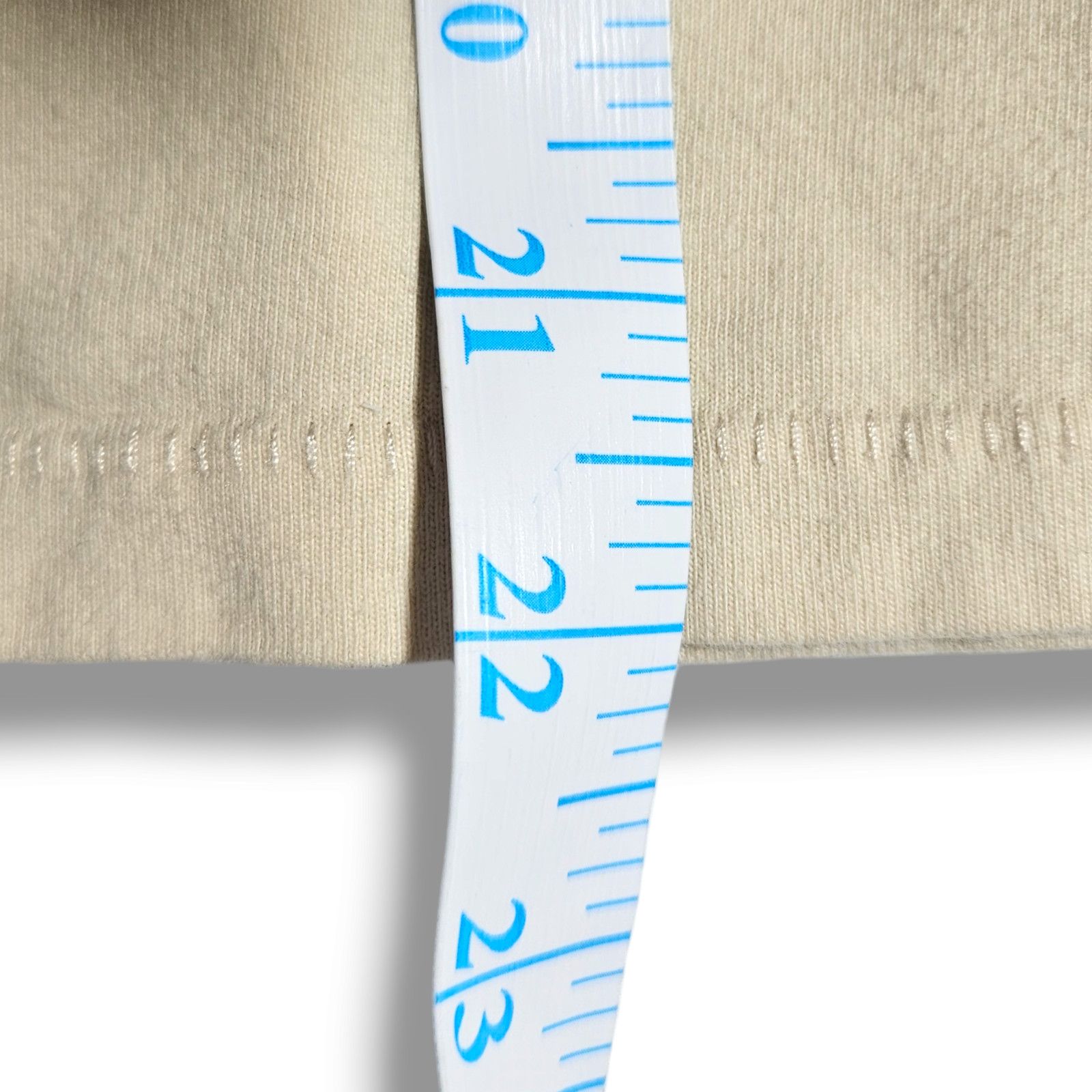 Levi's EUC Levi's Classic Brand Logo Graphic T-Shirt Sz. M Tan Size M / US 6-8 / IT 42-44 - 10 Thumbnail