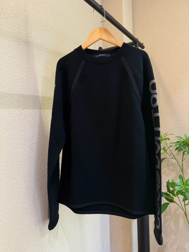 Louis Vuitton Louis Vuitton Black Reflective Logo Sweatshirt Size US L / EU 52-54 / 3 - 1 Thumbnail