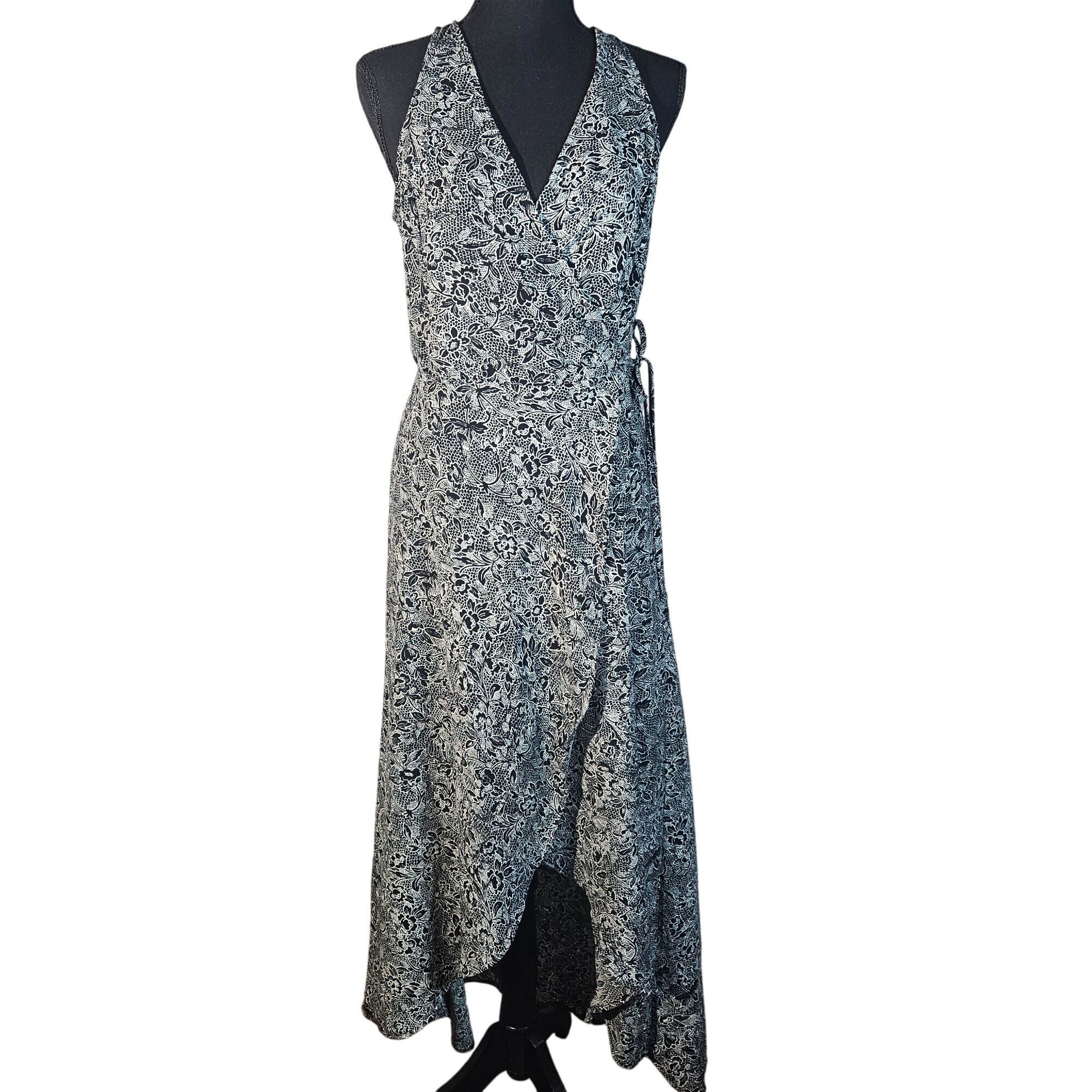 Abercrombie & Fitch Abercrombie & Fitch Black Floral Wrap Dress Small Sleeveless Size S / US 4 / IT 40 - 1 Thumbnail