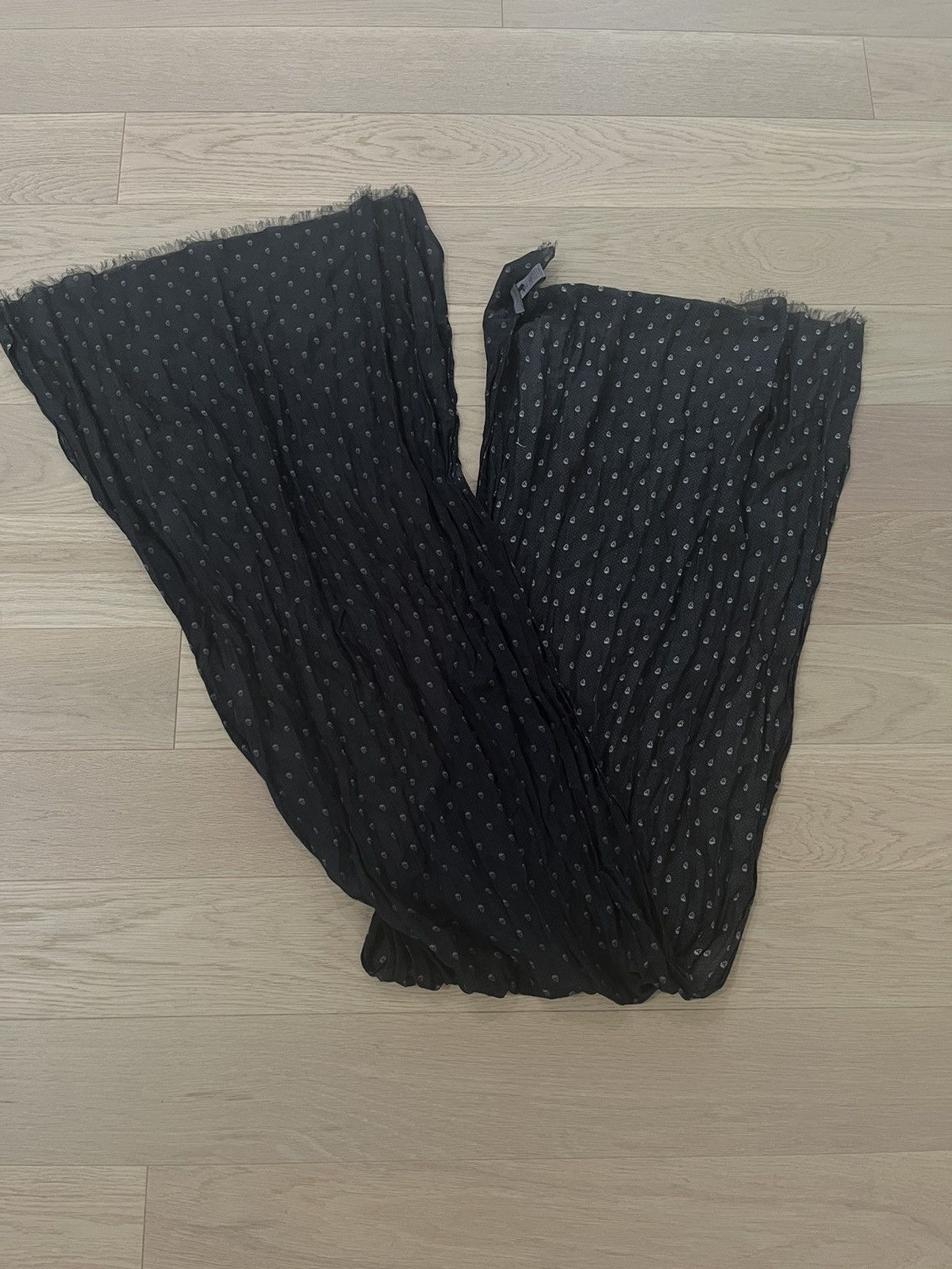 John Varvatos Mini Skulls Jacquard Scarf. Size ONE SIZE - 5 Thumbnail