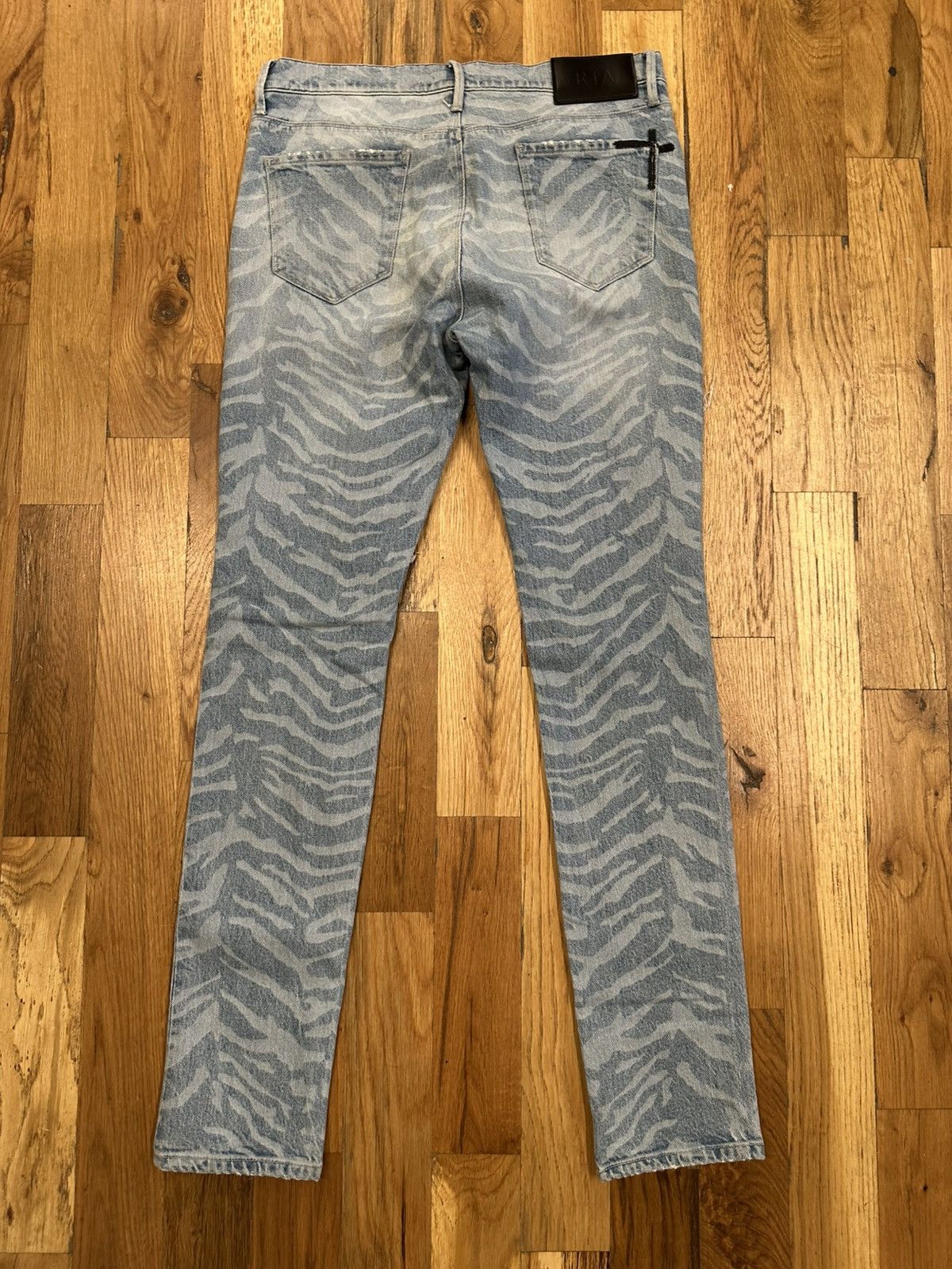 Rta RTA Tiger Print Distressed Blue Denim Jeans Size 31 Size US 31 - 2 Thumbnail