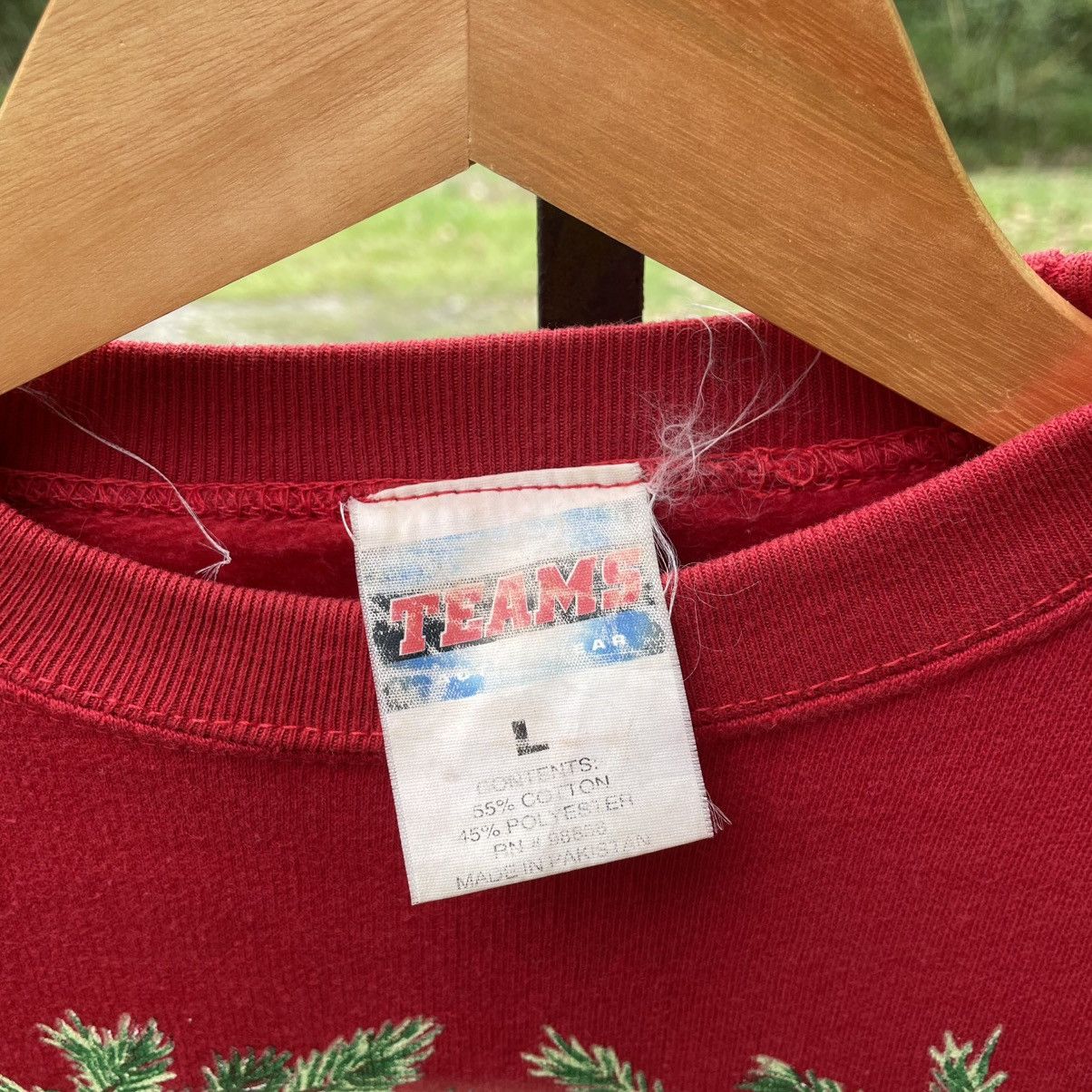 Vintage 🔥Vintage 90s Endagered Young’Uns Big Rabbit Sweatshirts Size US L / EU 52-54 / 3 - 11 Thumbnail