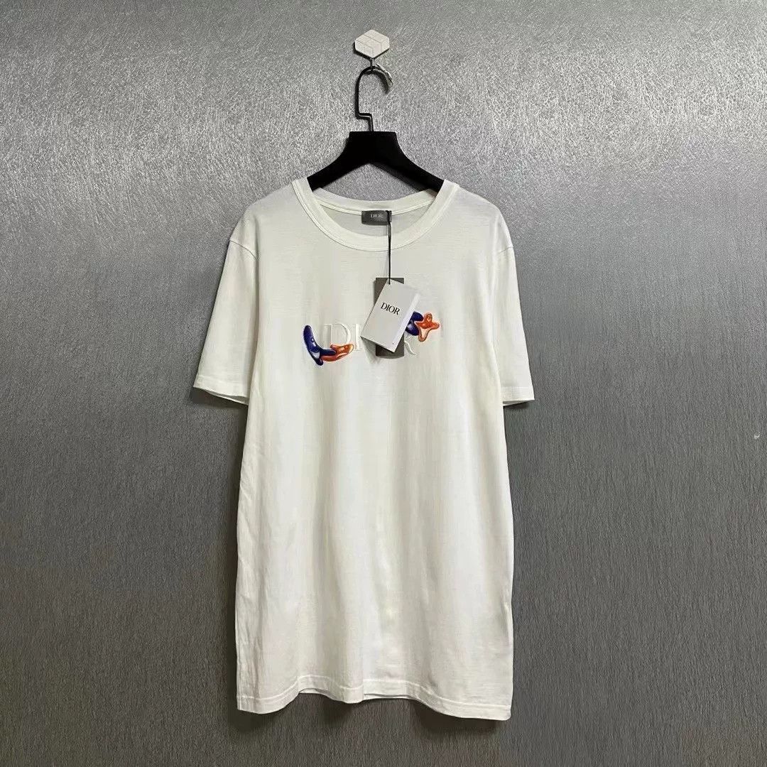 Dior dior short sleeve embroidered t-shirt Size US M / EU 48-50 / 2 - 1 Thumbnail