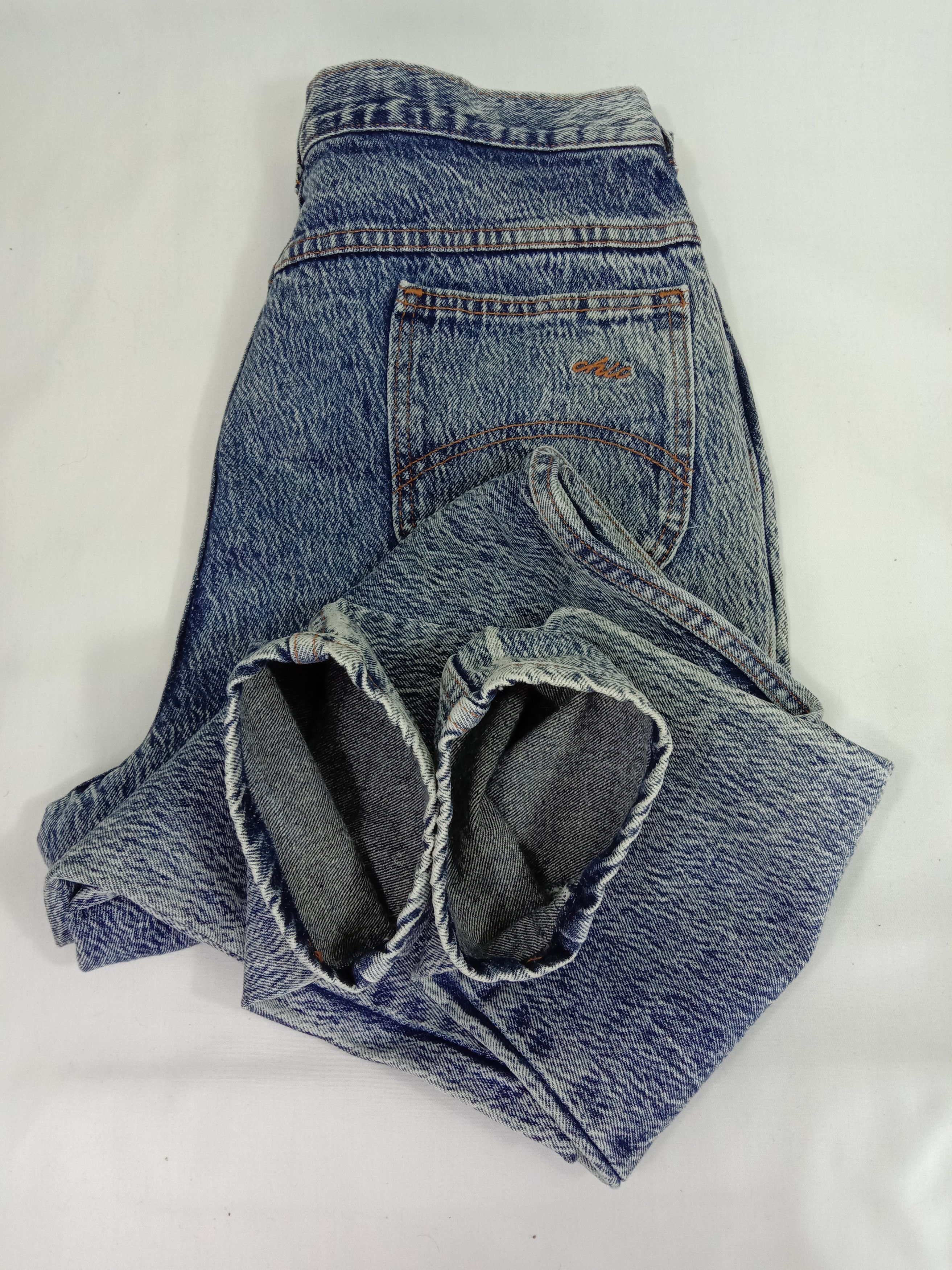 Vintage Vintage 90s CHIC Stone Wash Retro Jeans Size 33" - 14 Thumbnail