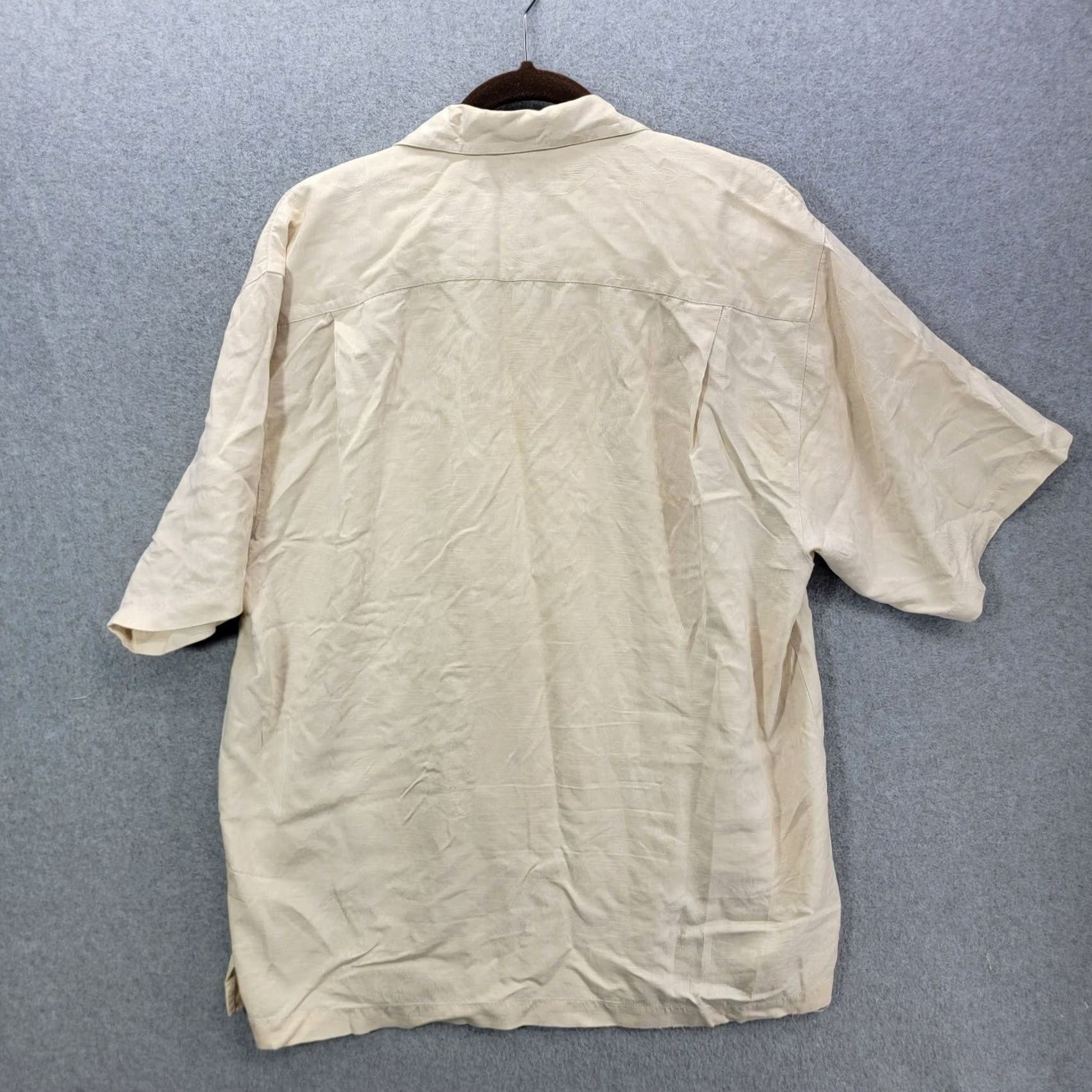 Tommy Bahama Tommy Bahama Men’s Size M Medium 100% Silk Button Up Shirt Beige Short Sleeve Shirt Size US M / EU 48-50 / 2 - 6 Thumbnail