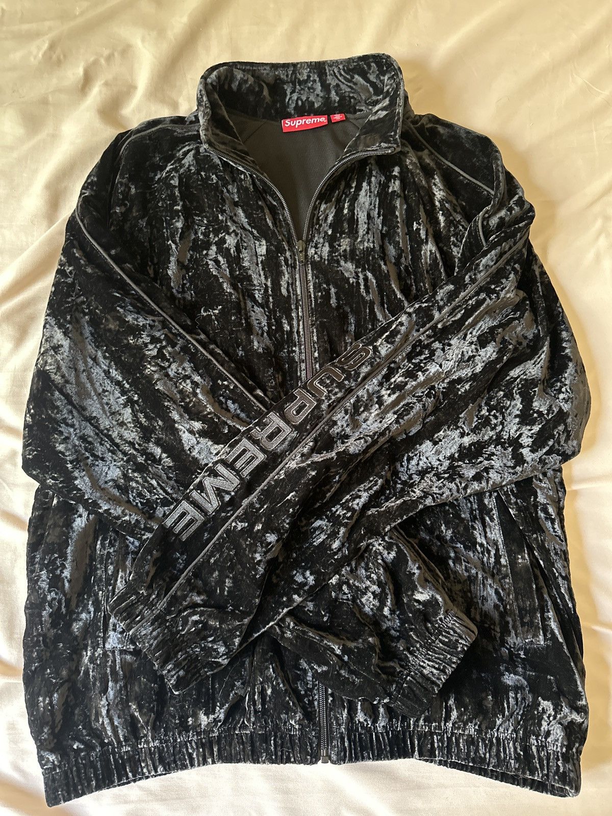 Supreme Supreme Crushed Velvet Track Jacket Black Large Size US L / EU 52-54 / 3 - 1 Thumbnail