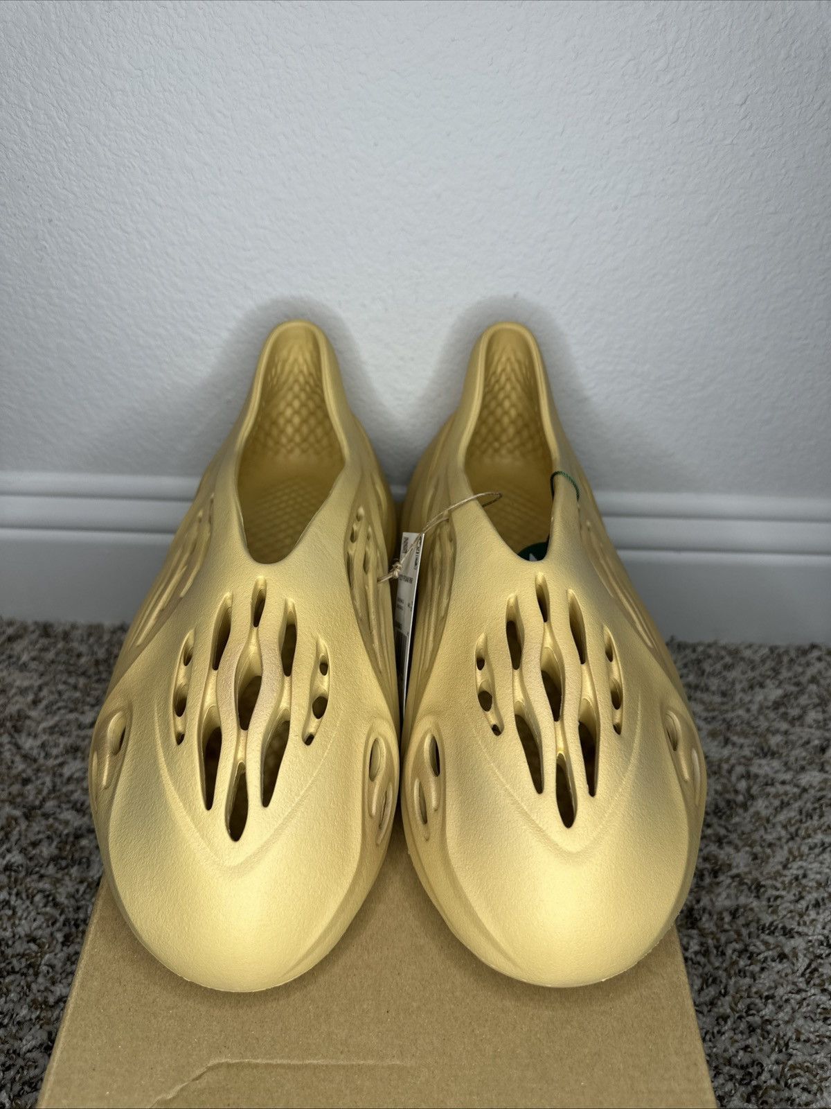Adidas adidas Yeezy Foam Rnr Slip On Mens Casual Sandals Size US 10 / EU 43 - 1 Thumbnail