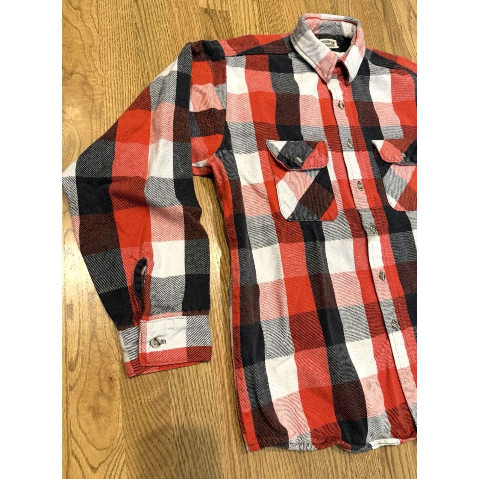 Vintage VINTAGE Five Brother Flannel Shirt Men’s L Button Up Long Sleeve Cotton Red Plaid Cott on Vintage: 80s 90s Outdoor Retro USA Classic Workwear Pockets Size US L / EU 52-54 / 3 - 6 Thumbnail