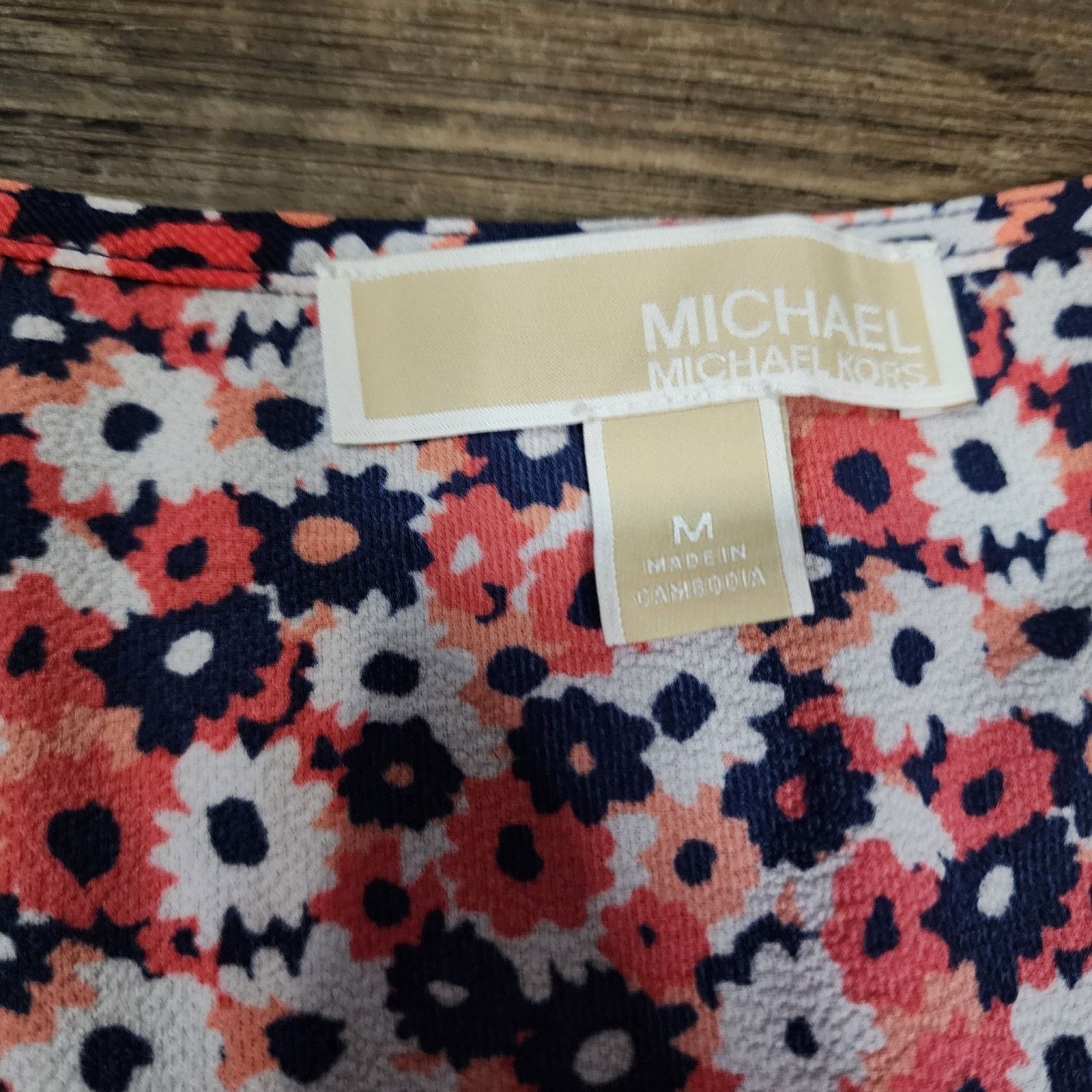 Michael Kors Michael Kors floral blouse front tie size Medium 2227 Size M / US 6-8 / IT 42-44 - 2 Thumbnail
