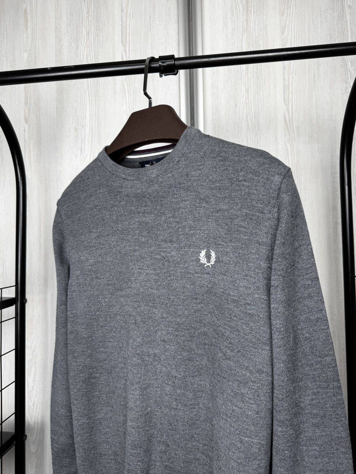 Fred Perry Fred Perry grey wool cotton small embroidered logo sweater Size US M / EU 48-50 / 2 - 4 Thumbnail