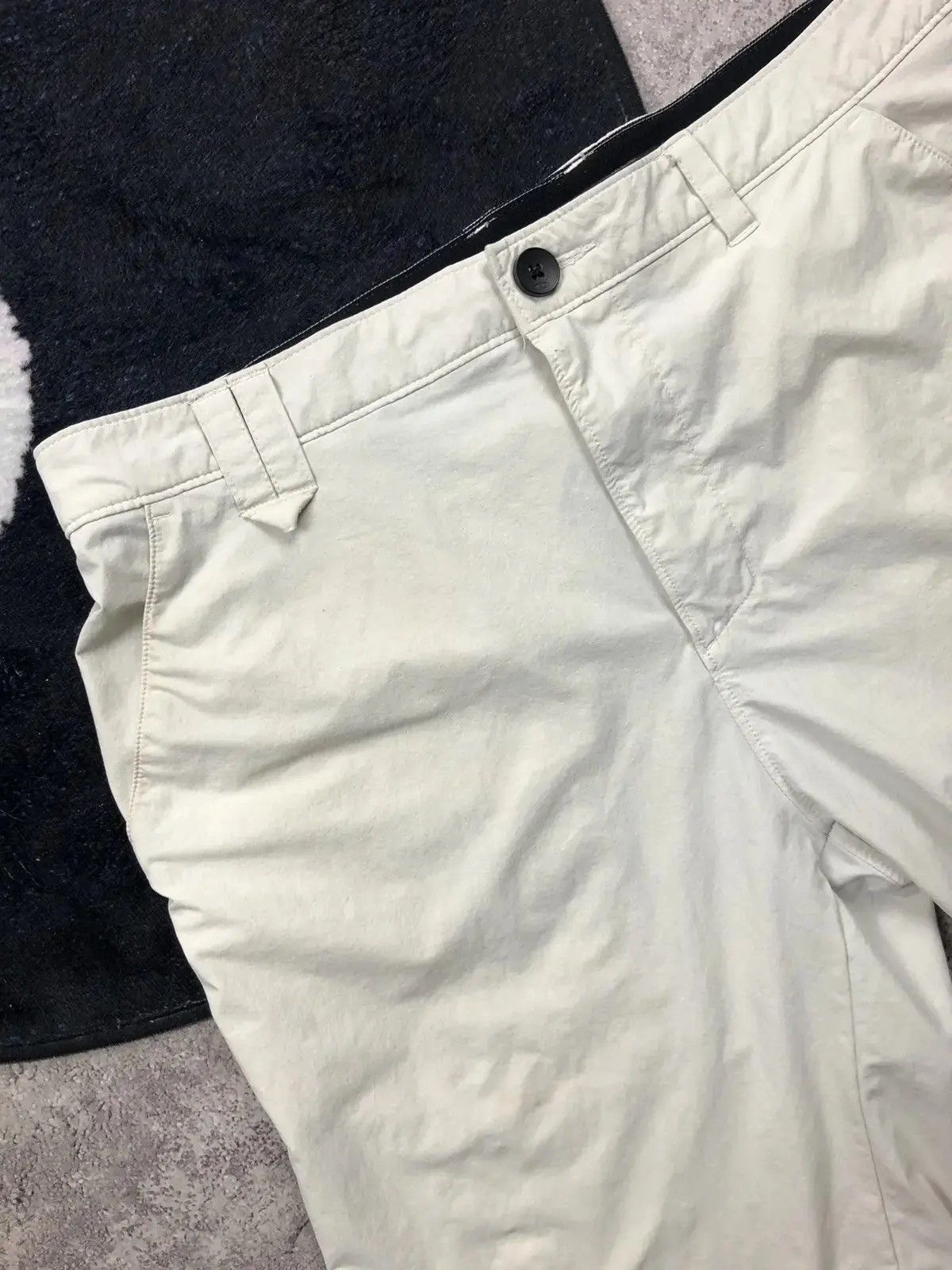 Oakley OAKLEY Hype Streetwear Outdoor Gorpcore Shorts Mini Logo Size US 32 / EU 48 - 4 Thumbnail