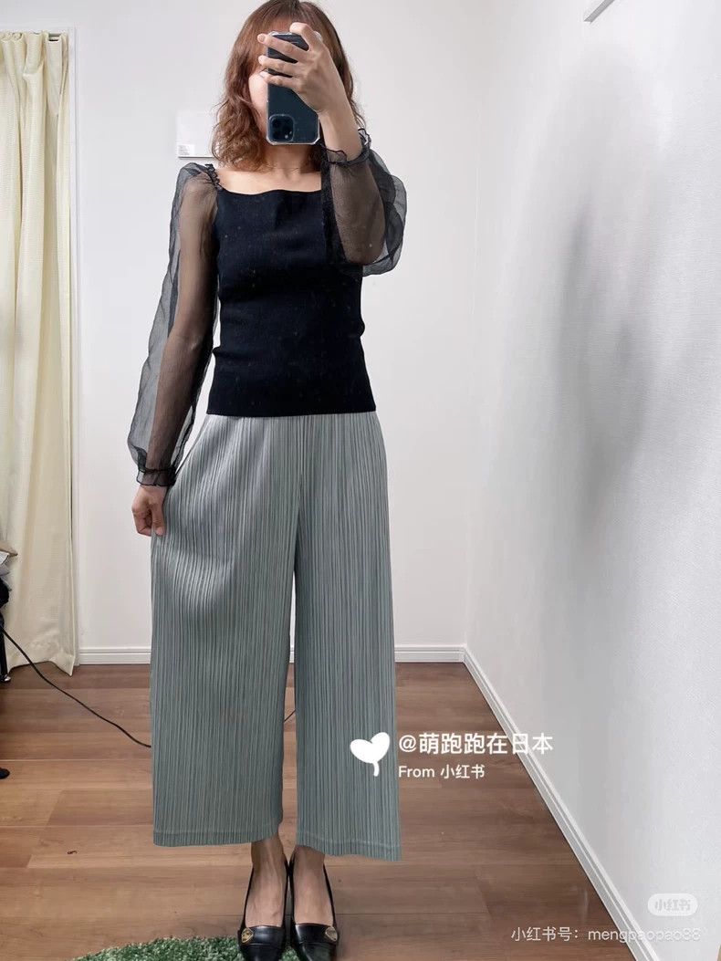 Issey Miyake Issey Miyake size:3 Grey pleated straight-leg pants Size 31" - 7 Thumbnail