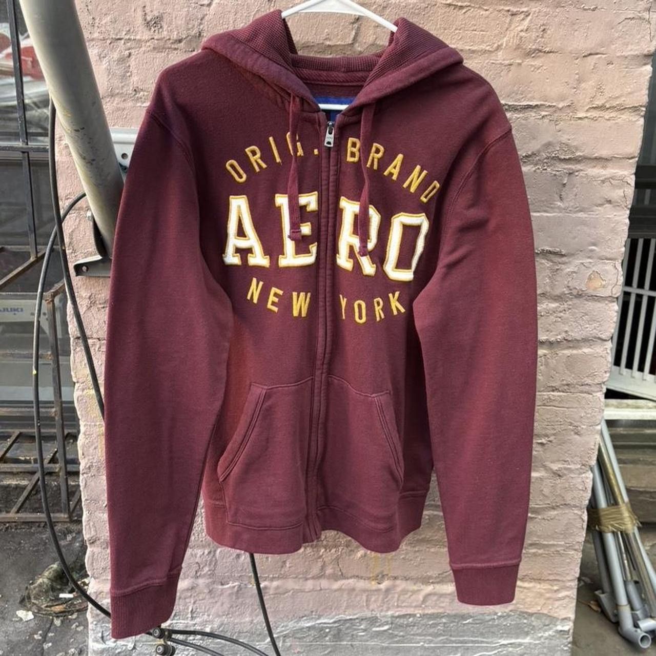 Aeropostale Burgundy Aeropostale Embroidered Zip Up Hoodie Sweatshirt Size US L / EU 52-54 / 3 - 1 Thumbnail