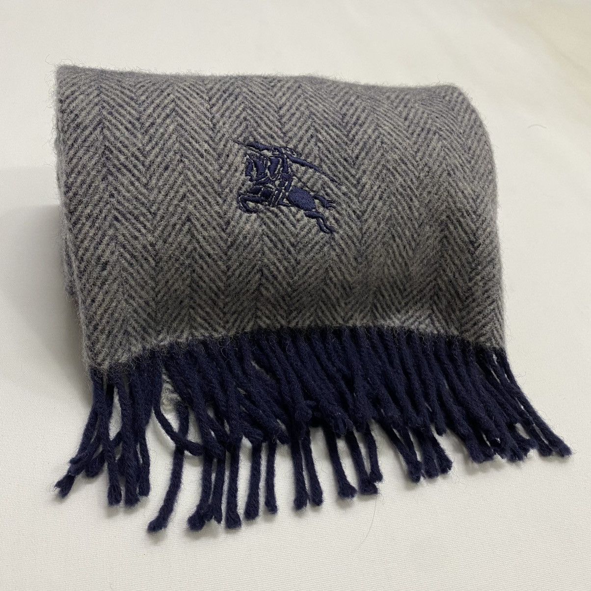 Burberry BURBERRYS SCARF MUFFLER BUR070 Size ONE SIZE - 10 Thumbnail