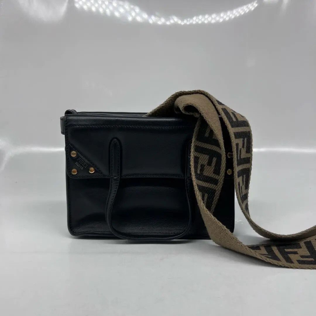 Fendi Pre-loved Bag Very good condition Size ONE SIZE - 1 Thumbnail