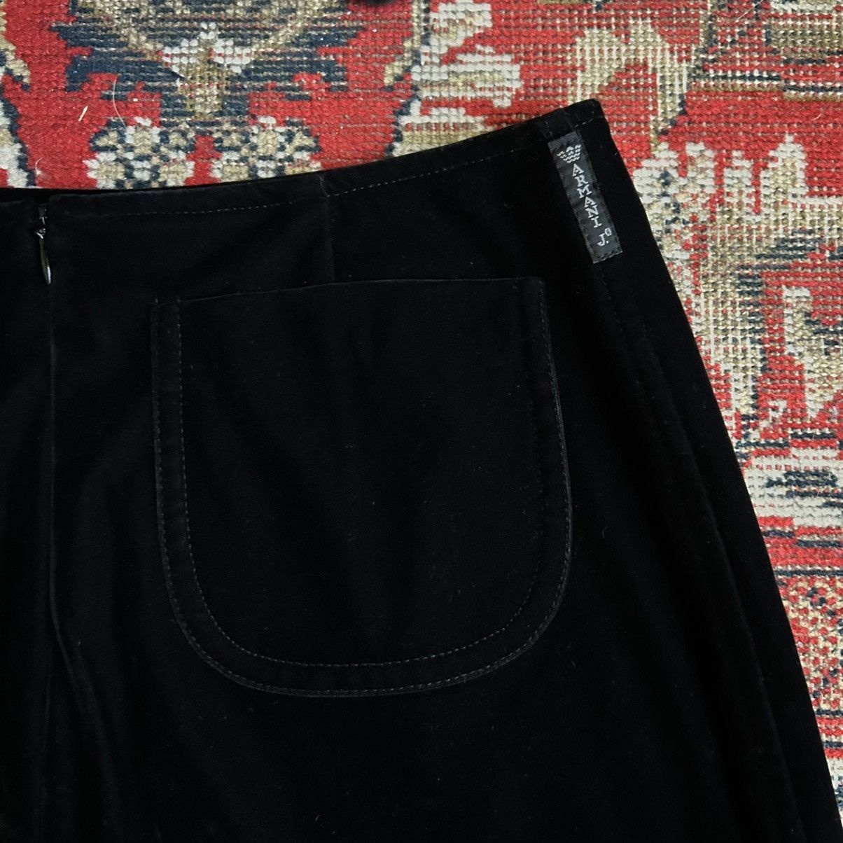 Armani 90s Vintage Armani Jeans velvet skirt Size 27" / US 4 / IT 40 - 6 Thumbnail