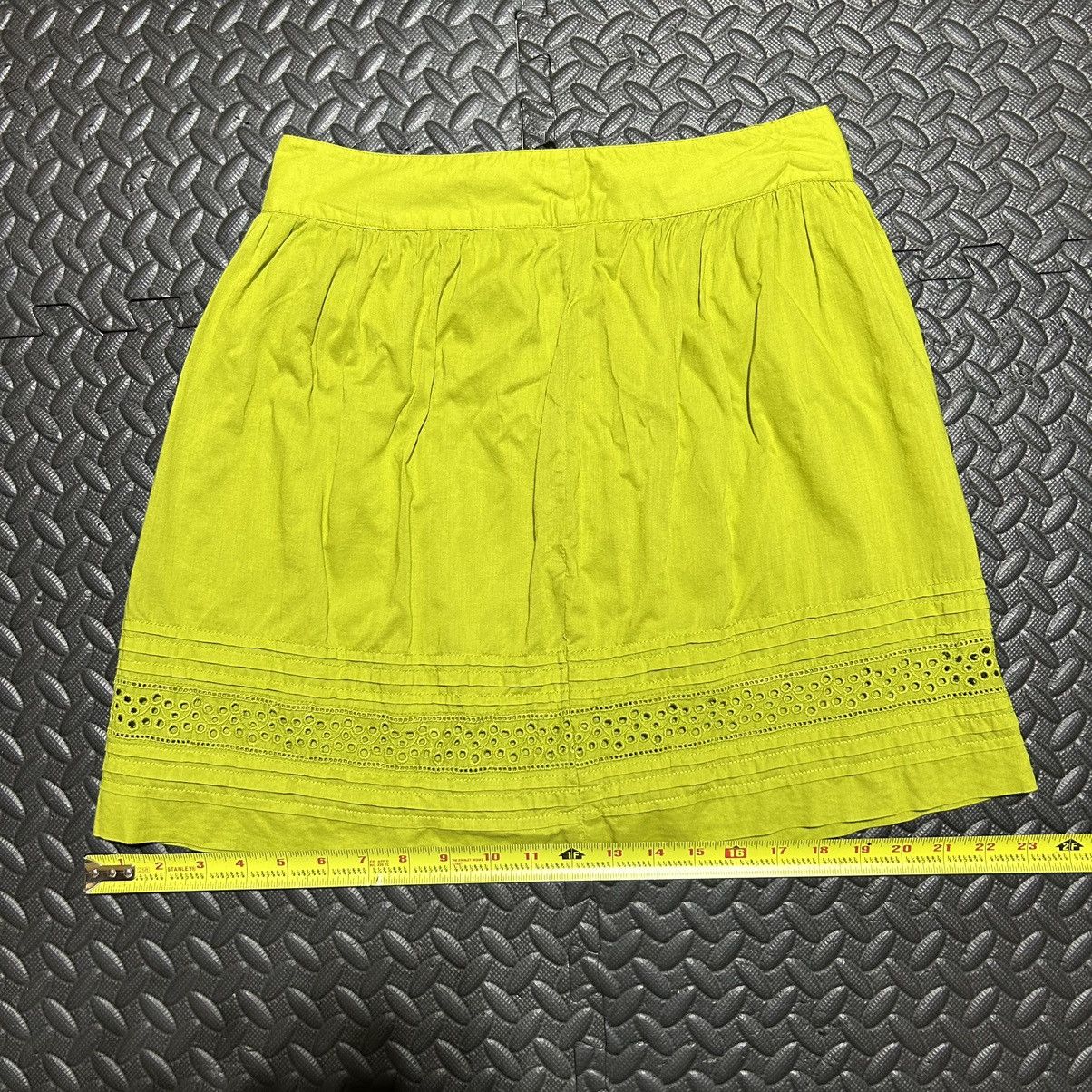 Ann Taylor × Loft Ann Taylor LOFT Eyelet Mini Skirt Women’s 0 Petites Zip 0P Size 25" / US 0 / IT 36 - 5 Thumbnail