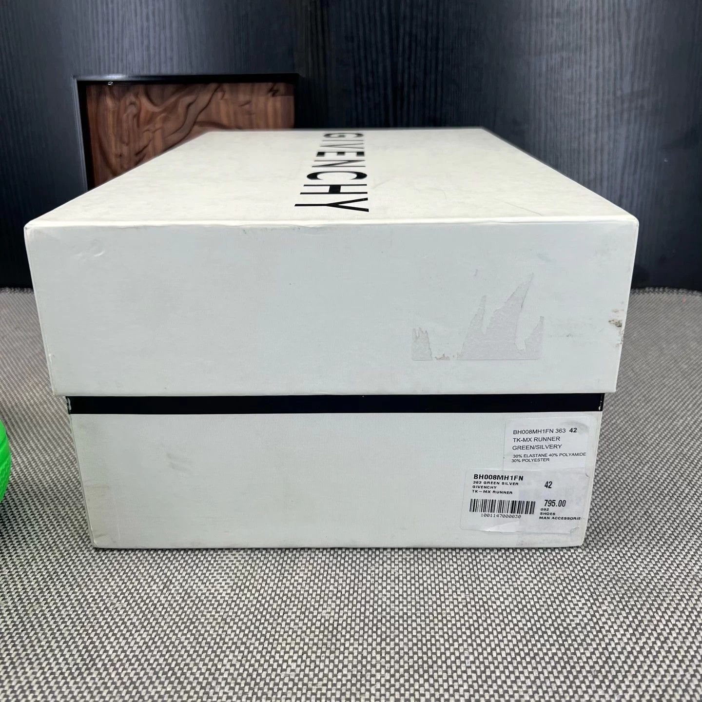 Givenchy Givenchy TK-MX Runner Silver Green 42 Mint Box Size US 9 / EU 42 - 9 Thumbnail