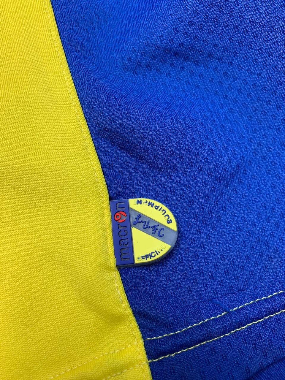 Vintage Leeds United 2009 Away Football Shirt Soccer Jersey Macron Size US XL / EU 56 / 4 - 3 Thumbnail