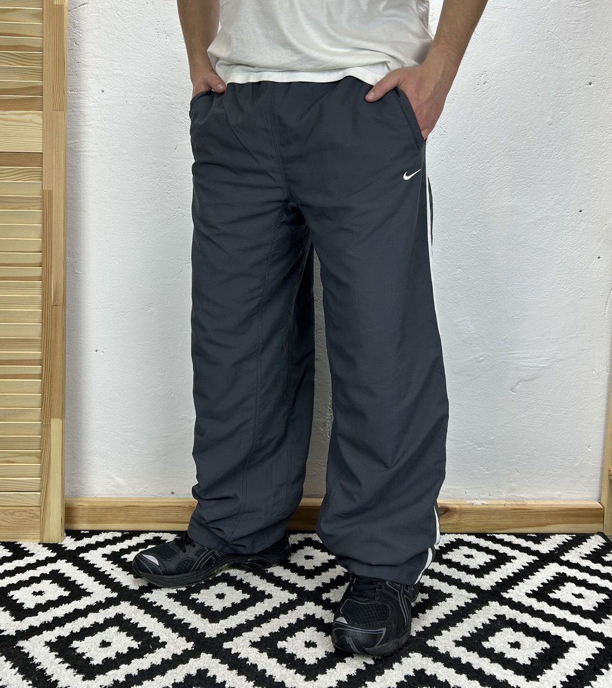 Nike × Vintage Nike Vintage Track Pant Grey Size XL Size US 36 / EU 52 - 1 Thumbnail