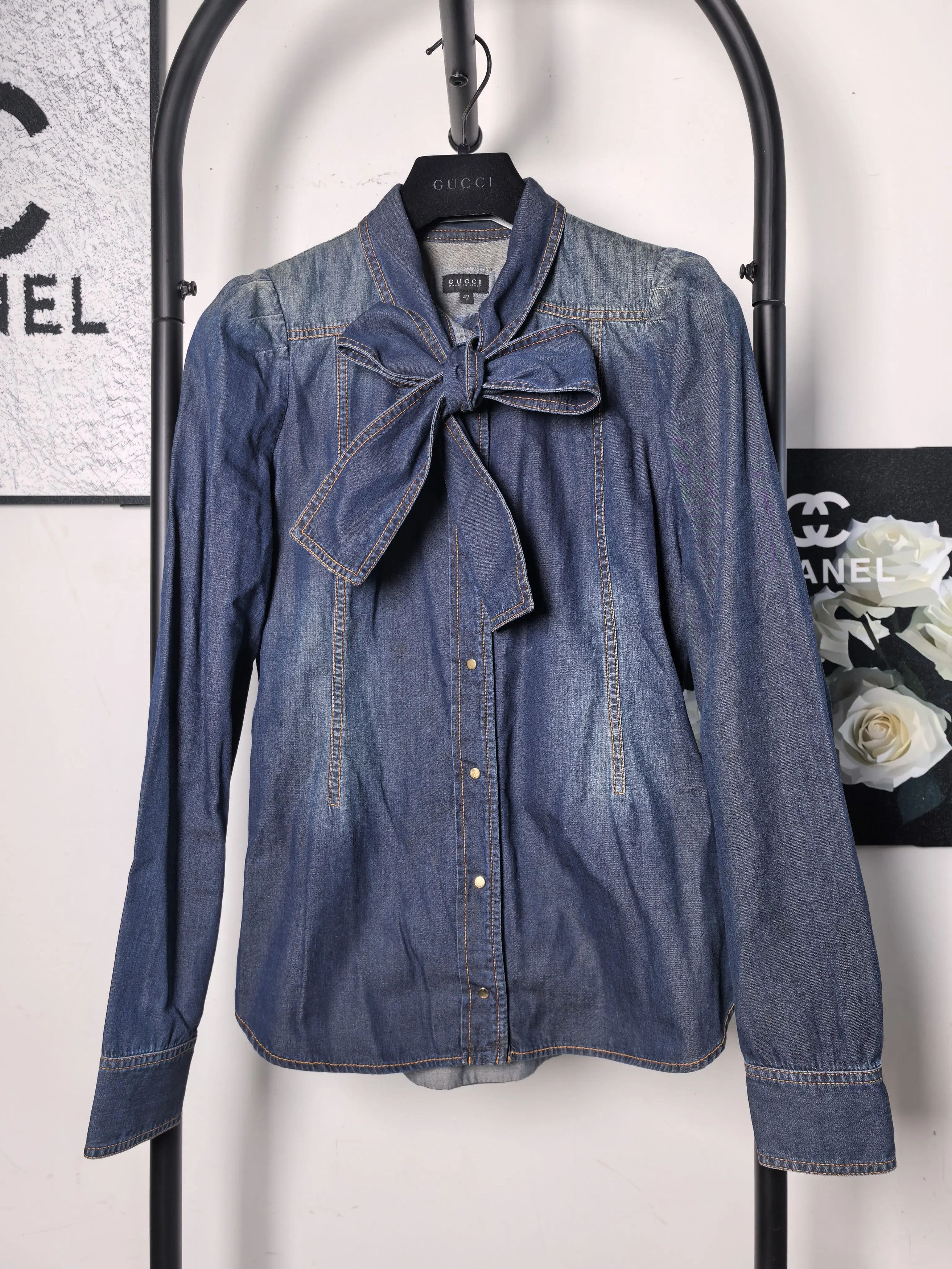 Gucci Gucci Denim White Button Up XS Women Size XS / US 0-2 / IT 36-38 - 1 Thumbnail