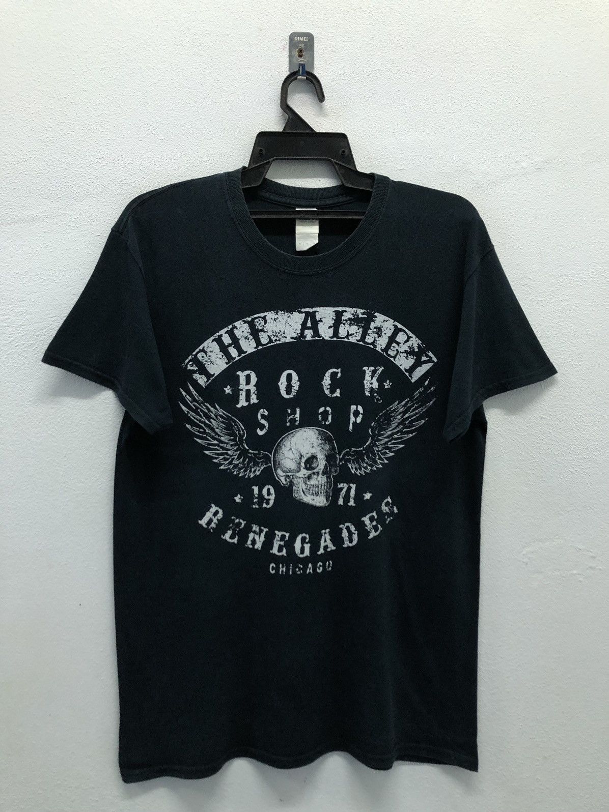 Band Tees Vintage The Alley Rock Shop Renegades Chicago T-Shirt Size US M / EU 48-50 / 2 - 1 Thumbnail