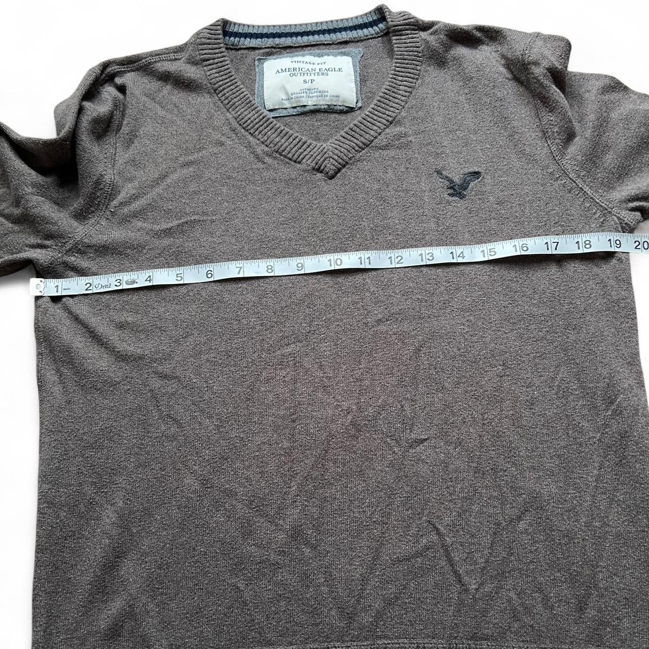 American Eagle Outfitters Vintage fit American Eagle logo gray ribbed v-neck sweater Size US S / EU 44-46 / 1 - 3 Thumbnail