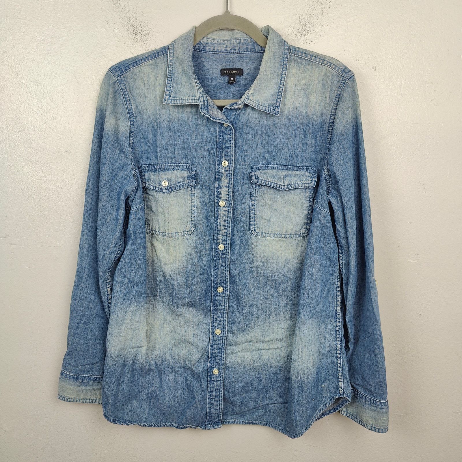 Other Talbots Denim Button Up Shirt Womens Medium Blue Lightweight Size M / US 6-8 / IT 42-44 - 1 Thumbnail